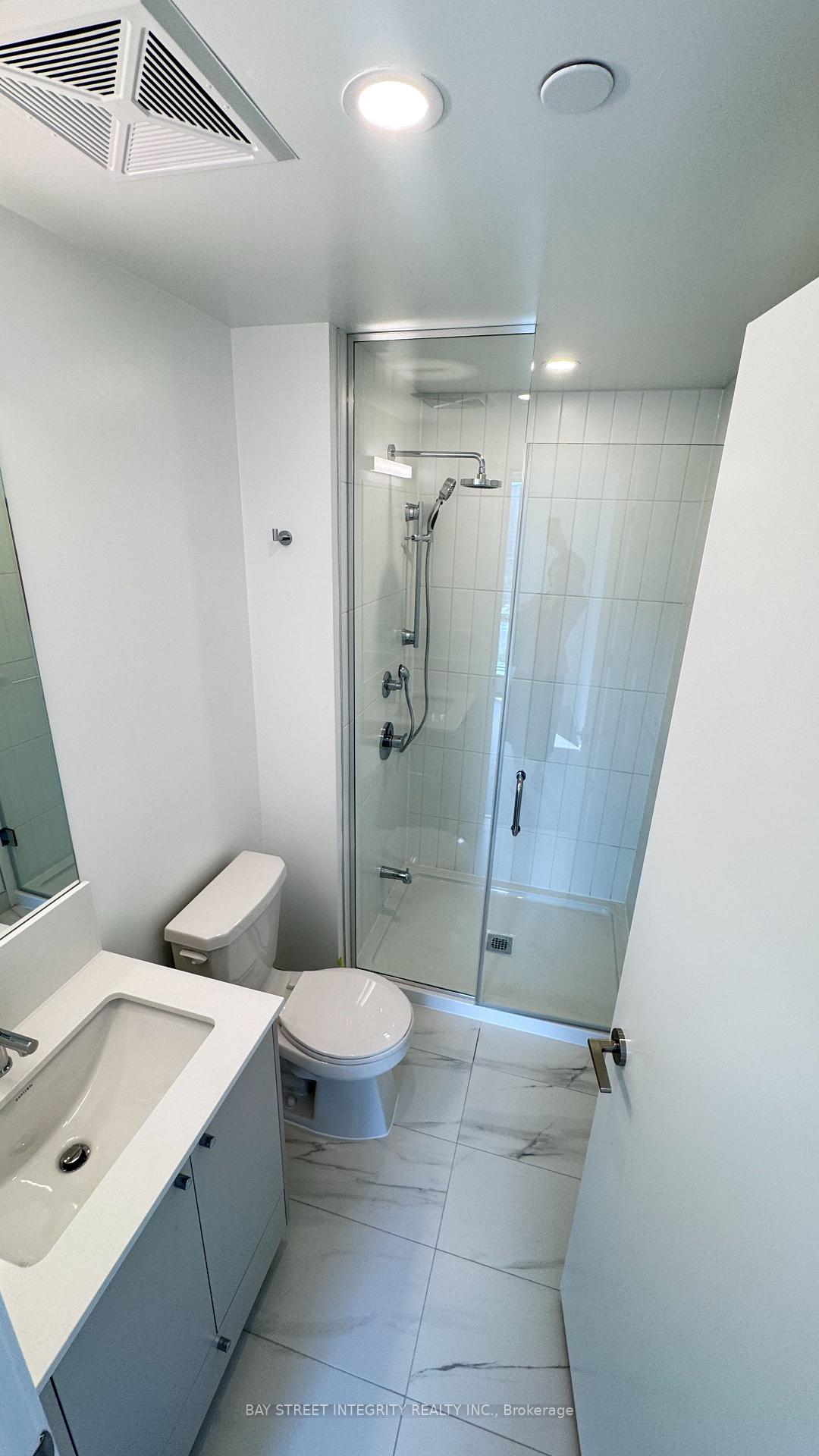 Photo 5 of Unit 903, 10 Oak Street, Toronto, Regent Park — HOMEH