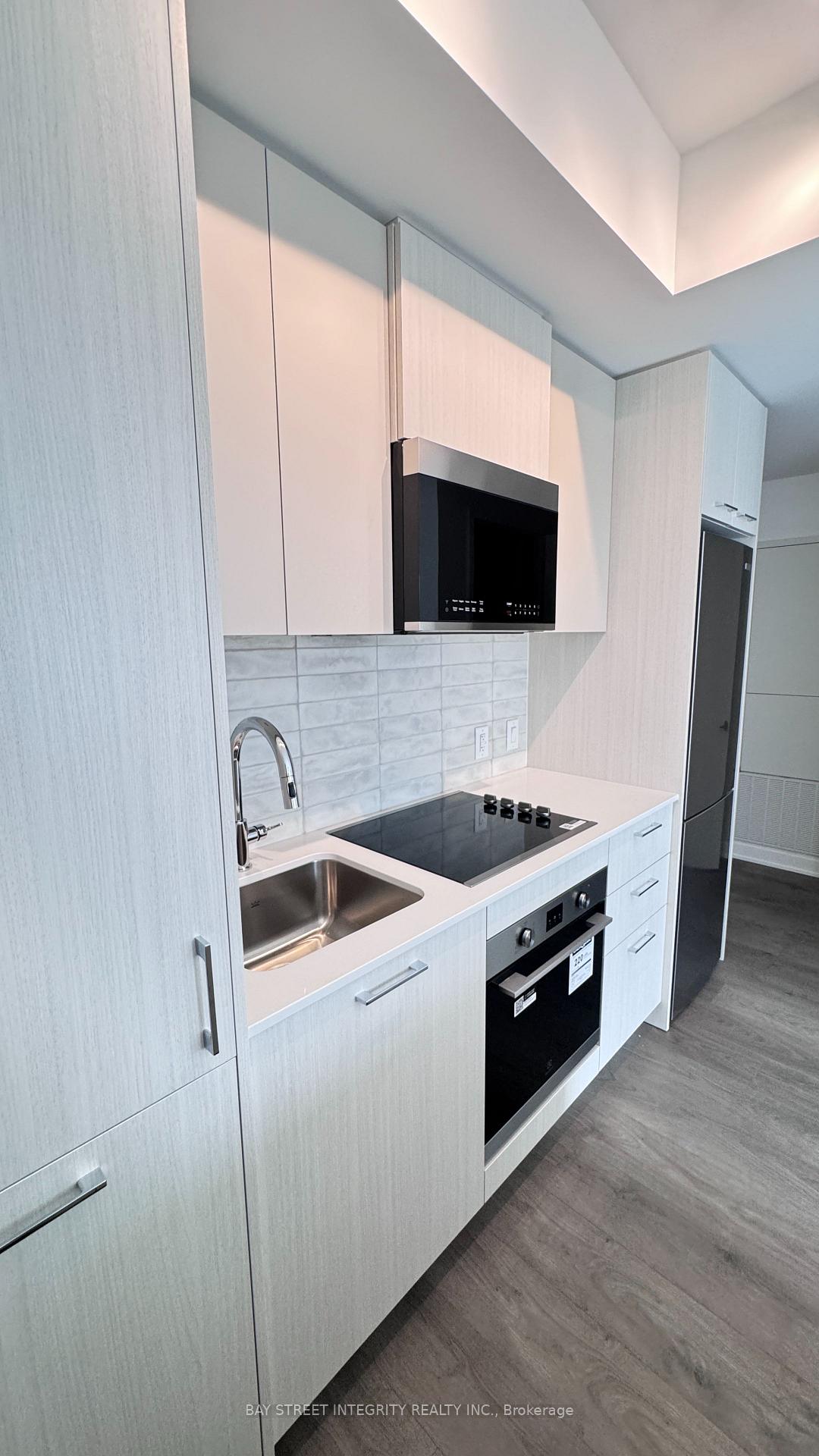 Photo 8 of Unit 903, 10 Oak Street, Toronto, Regent Park — HOMEH