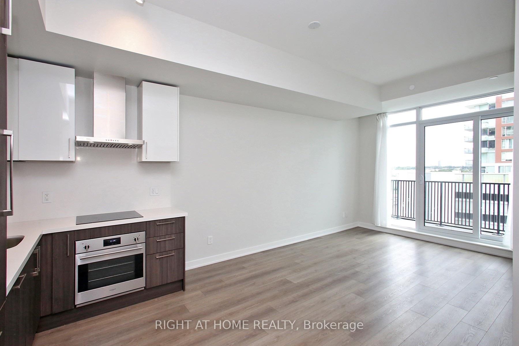 Photo 3 of Unit C914, 38 Simcoe Promenade, Markham, Unionville — HOMEH