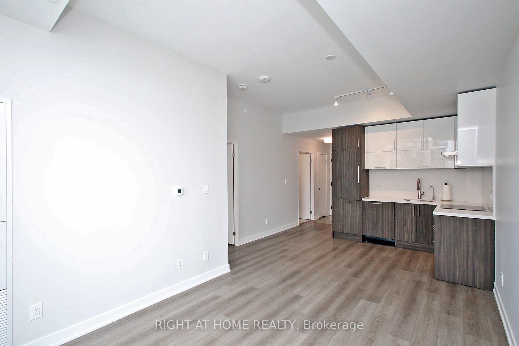 Photo 7 of Unit C914, 38 Simcoe Promenade, Markham, Unionville — HOMEH