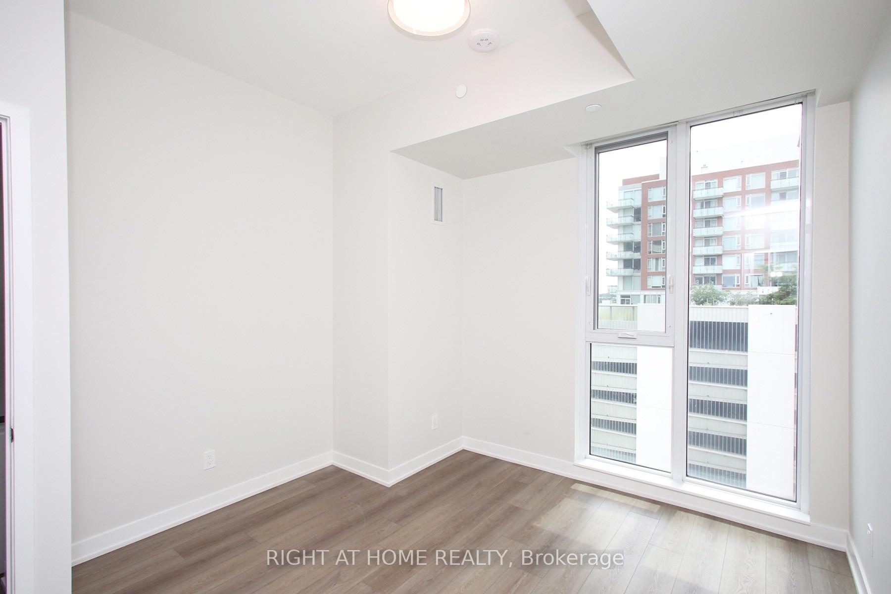 Photo 8 of Unit C914, 38 Simcoe Promenade, Markham, Unionville — HOMEH