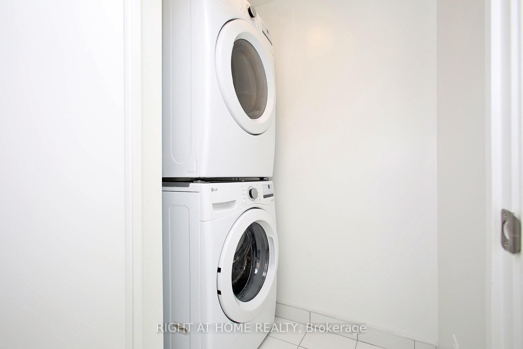 Photo 14 of Unit C914, 38 Simcoe Promenade, Markham, Unionville — HOMEH