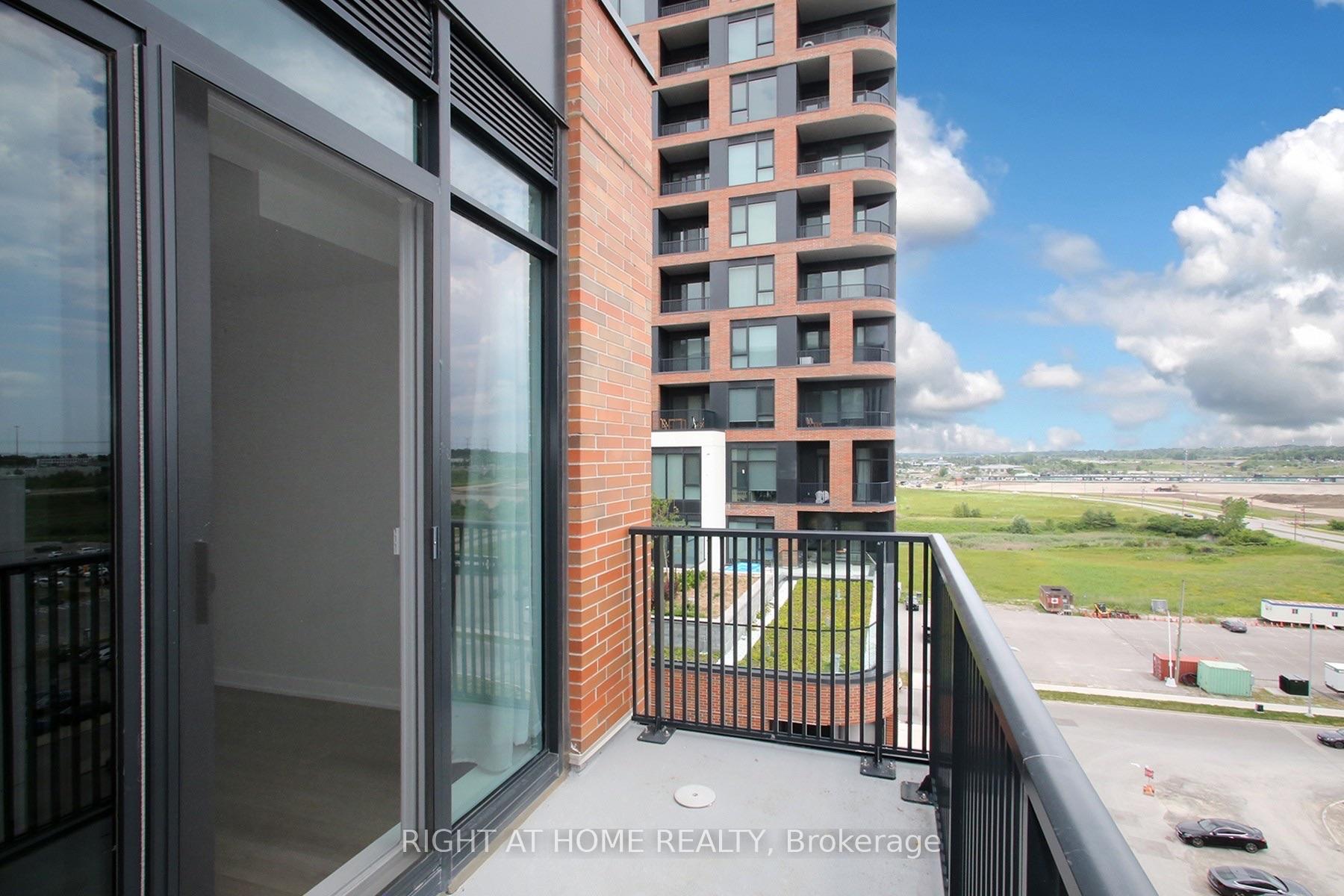 Photo 15 of Unit C914, 38 Simcoe Promenade, Markham, Unionville — HOMEH