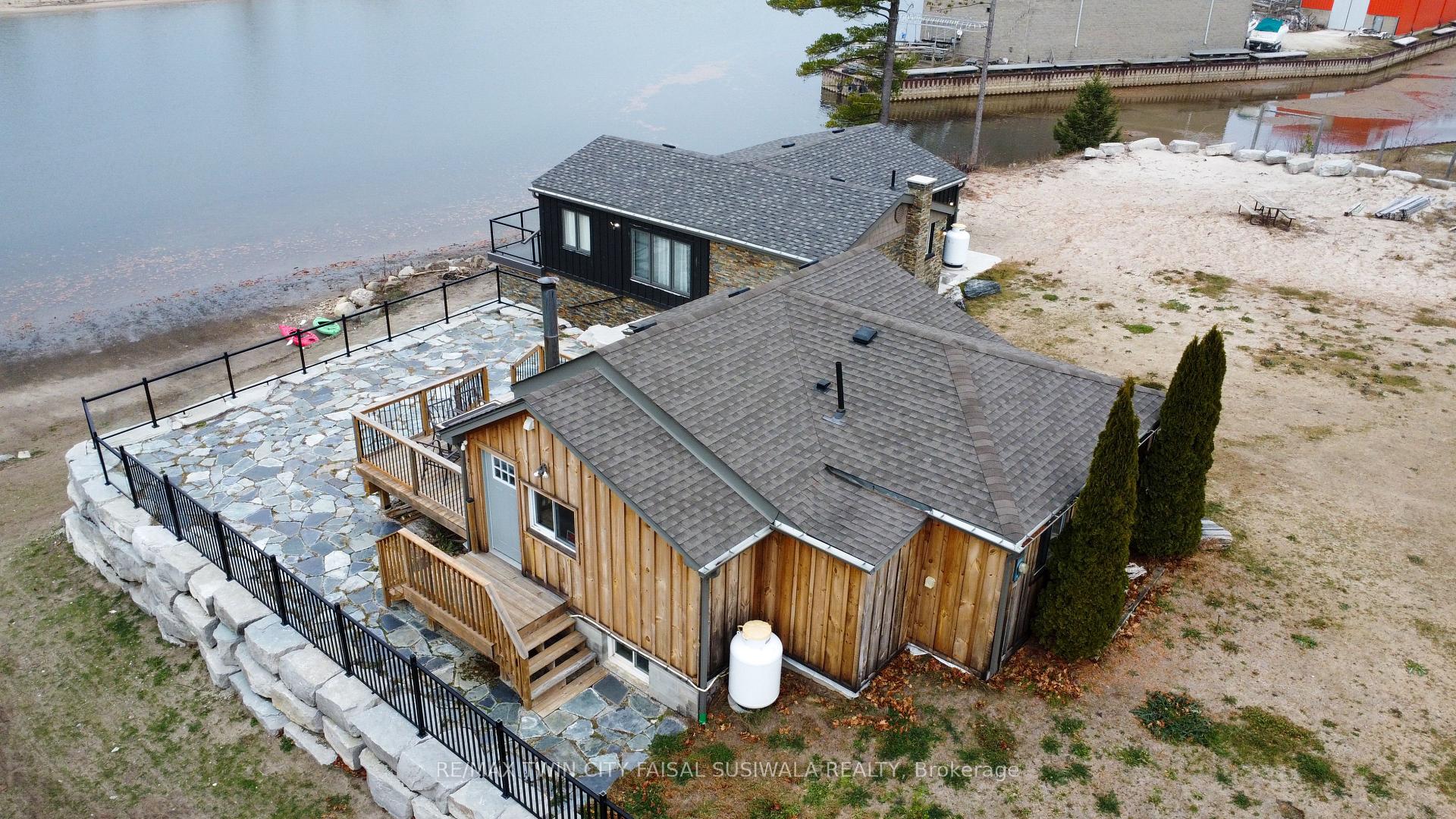 Photo 23 of 2 Browns Lane, Wasaga Beach — HOMEH