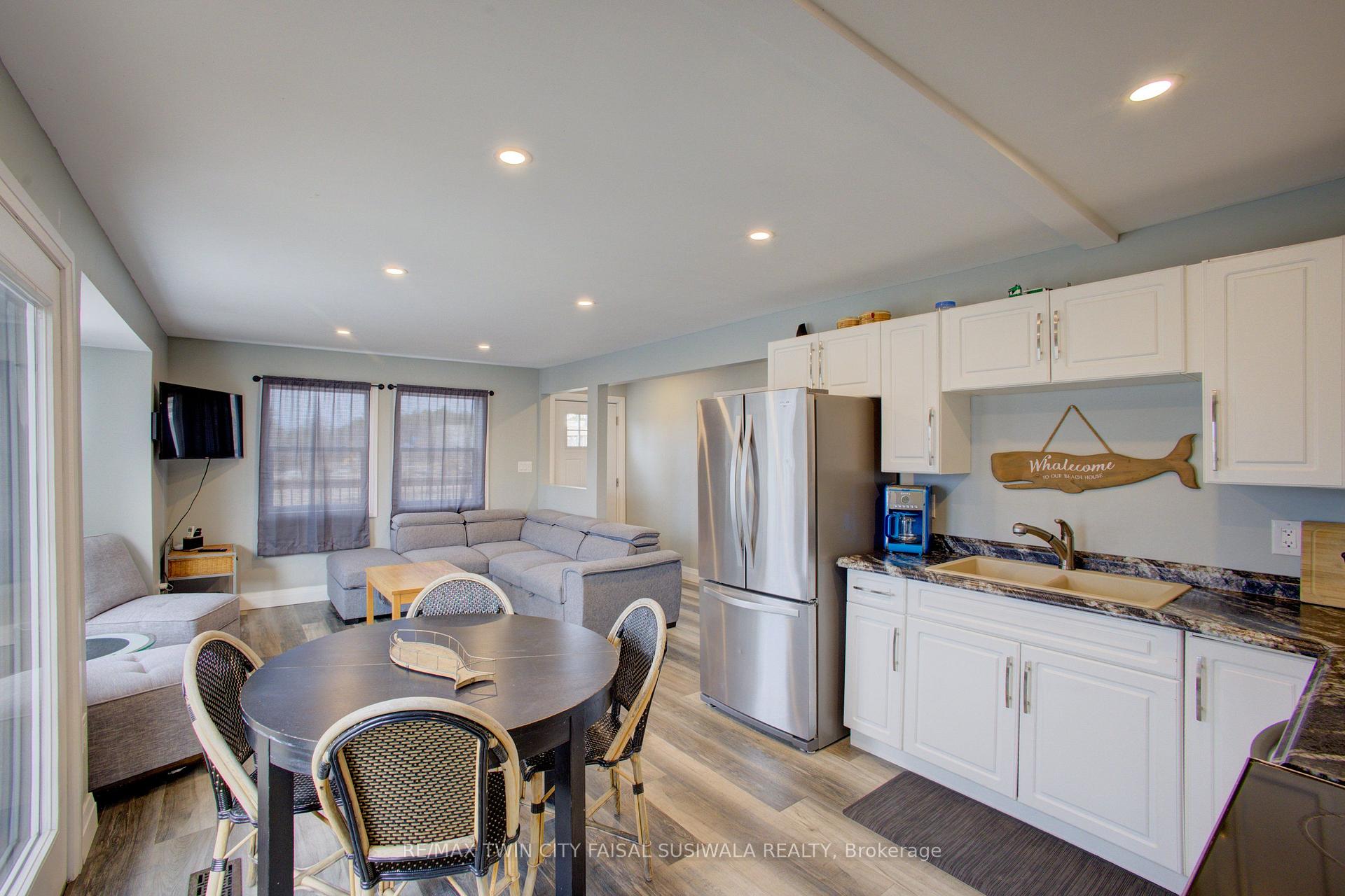 Photo 47 of 2 Browns Lane, Wasaga Beach — HOMEH