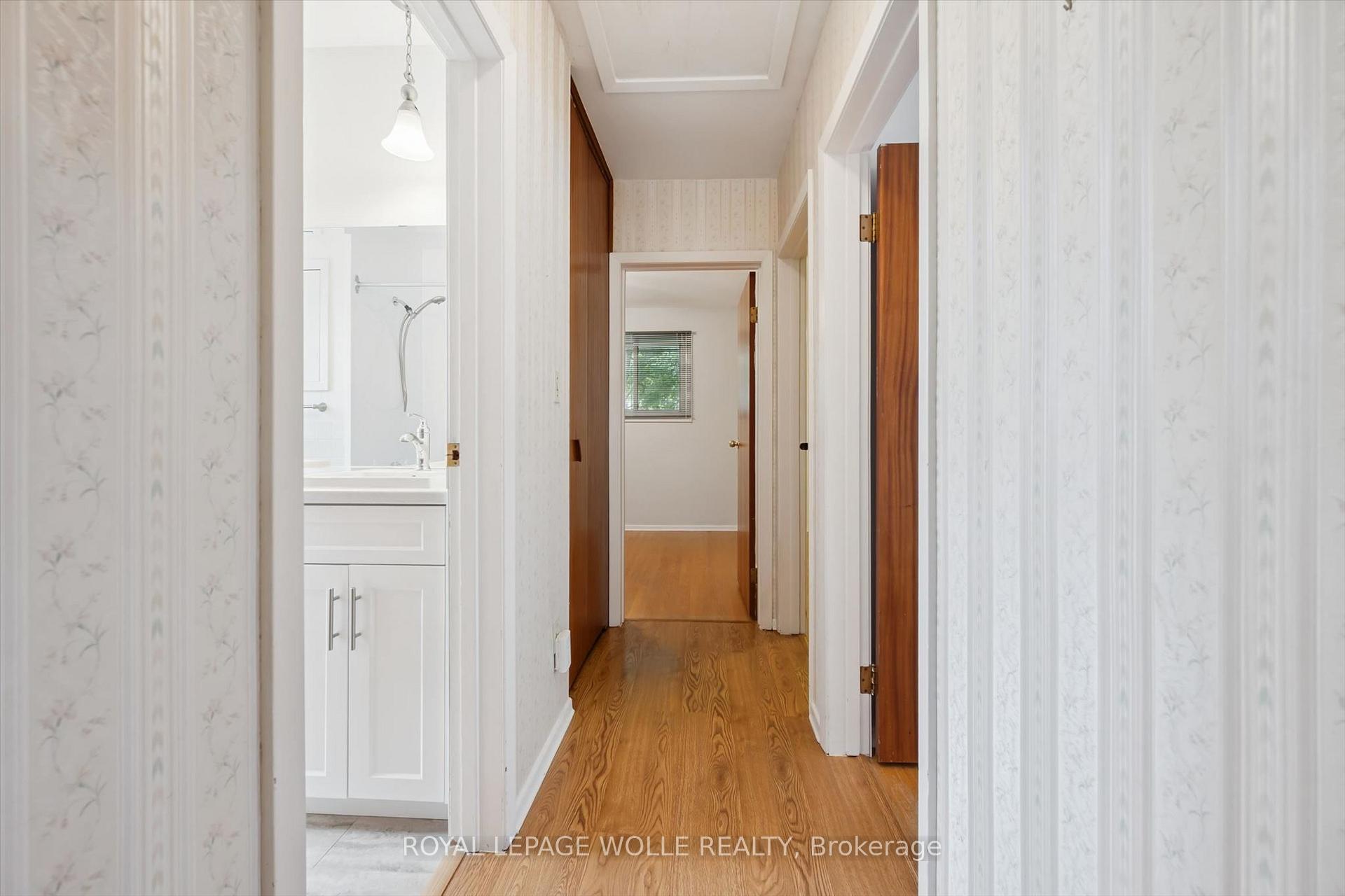 Photo 20 of 14 Ruskview Road, Kitchener, Forest Hill — HOMEH