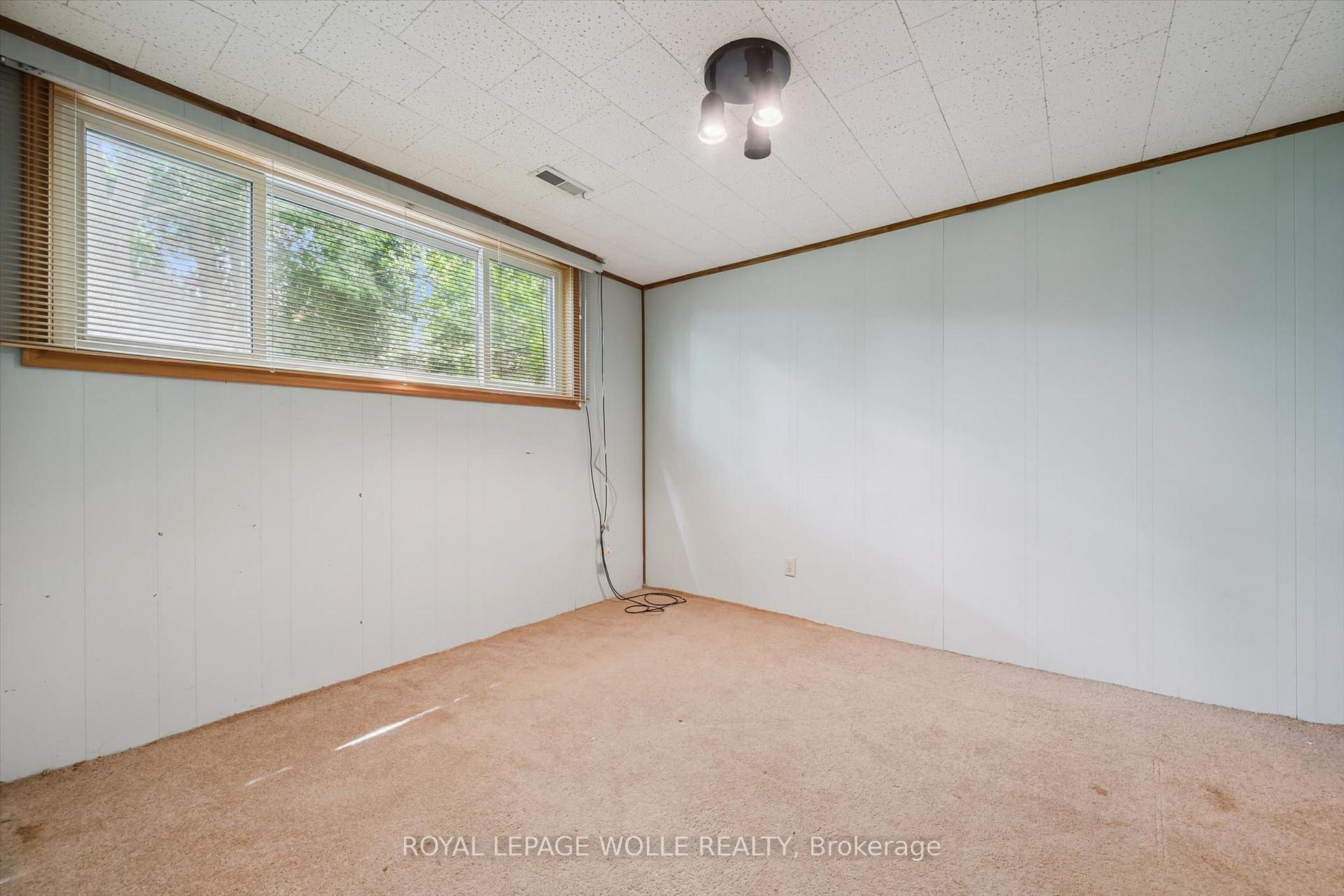 Photo 34 of 14 Ruskview Road, Kitchener, Forest Hill — HOMEH