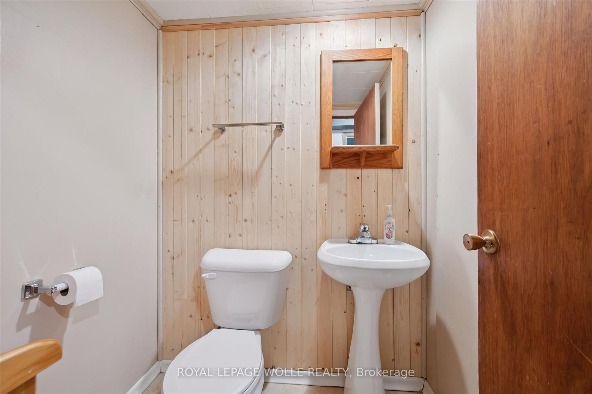 Photo 38 of 14 Ruskview Road, Kitchener, Forest Hill — HOMEH
