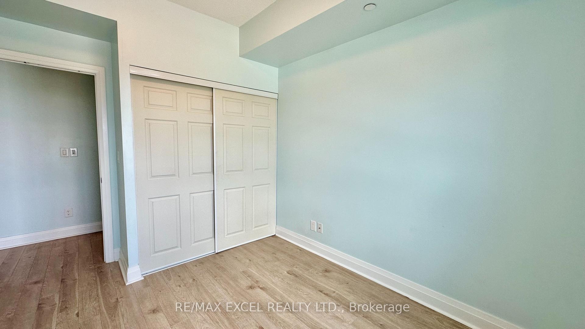 Photo 8 of Unit 1106, 7171 Yonge Street, Markham, Grandview — HOMEH