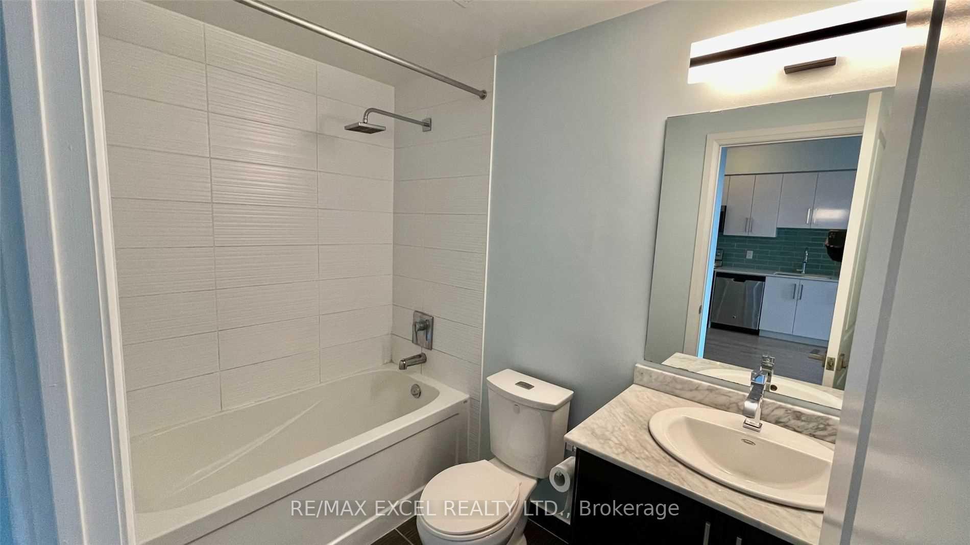 Photo 10 of Unit 1106, 7171 Yonge Street, Markham, Grandview — HOMEH