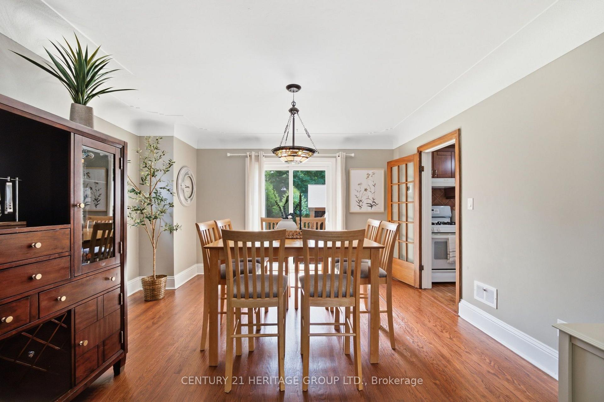 Photo 13 of 19 East 34th Street, Hamilton, Raleigh — HOMEH