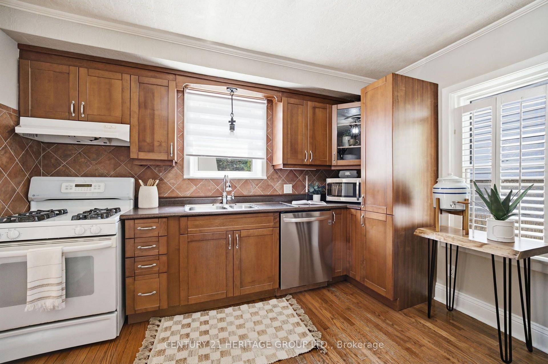 Photo 19 of 19 East 34th Street, Hamilton, Raleigh — HOMEH