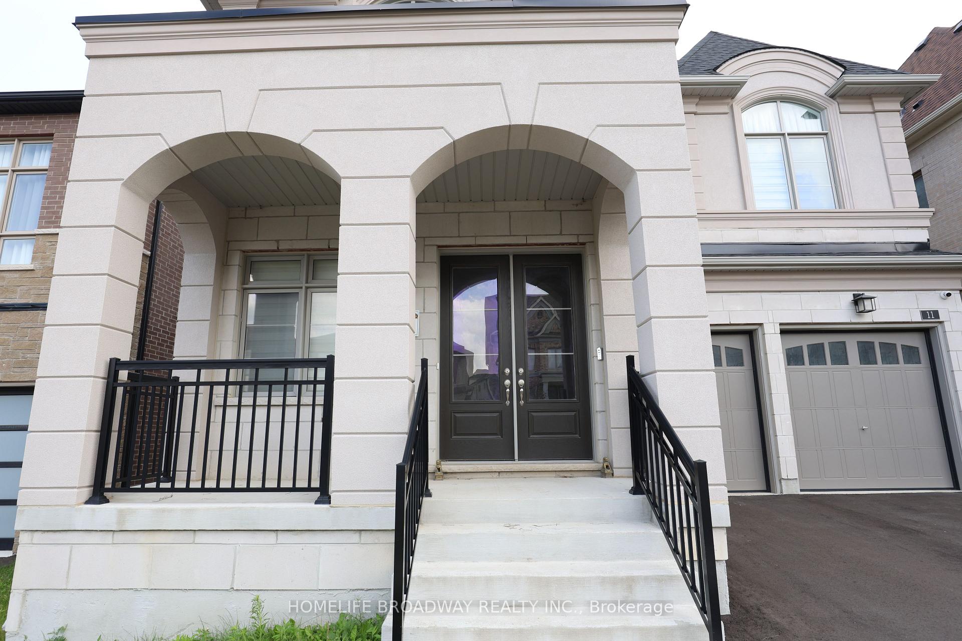 Photo 3 of 11 David Dunlap Boulevard, Richmond Hill, Observatory — HOMEH