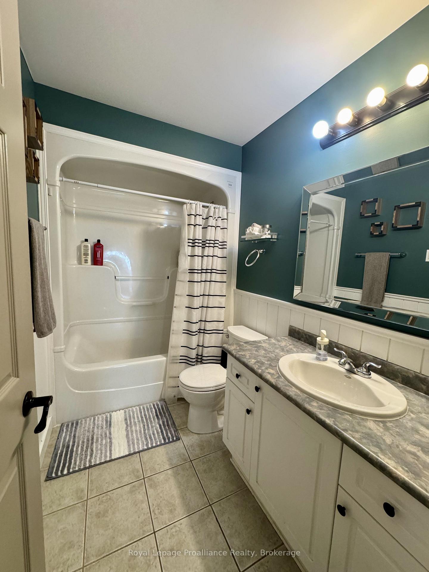 Photo 18 of 19 Briardale Boulevard, Quinte West, Trenton Ward — HOMEH