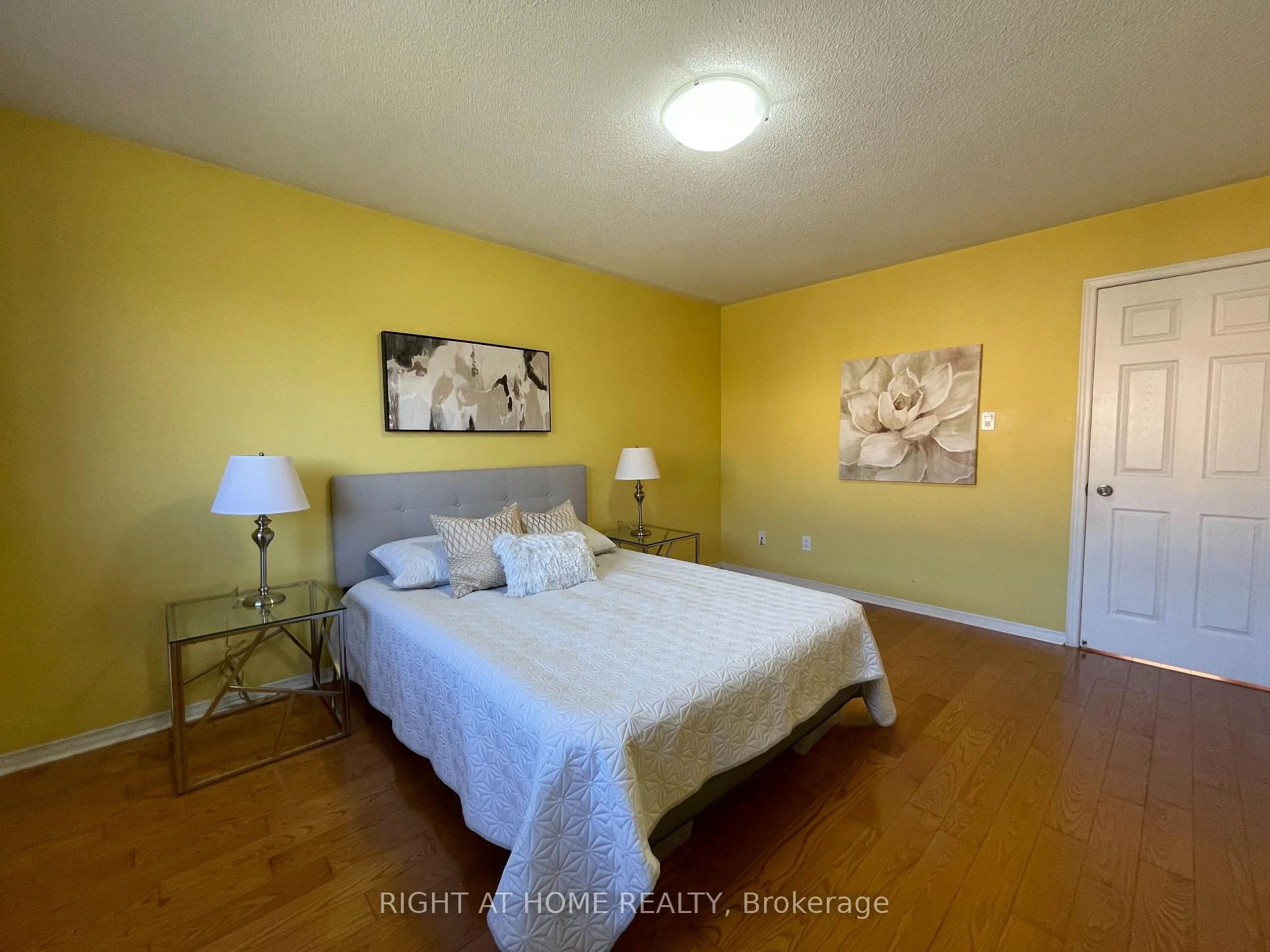 Photo 26 of 106 Novella Road, Vaughan, Patterson — HOMEH