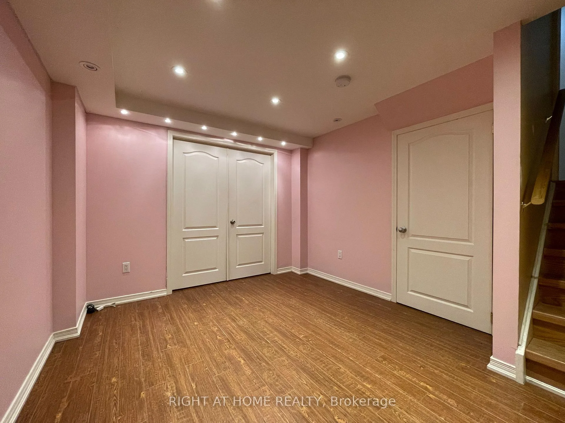 Photo 41 of 106 Novella Road, Vaughan, Patterson — HOMEH