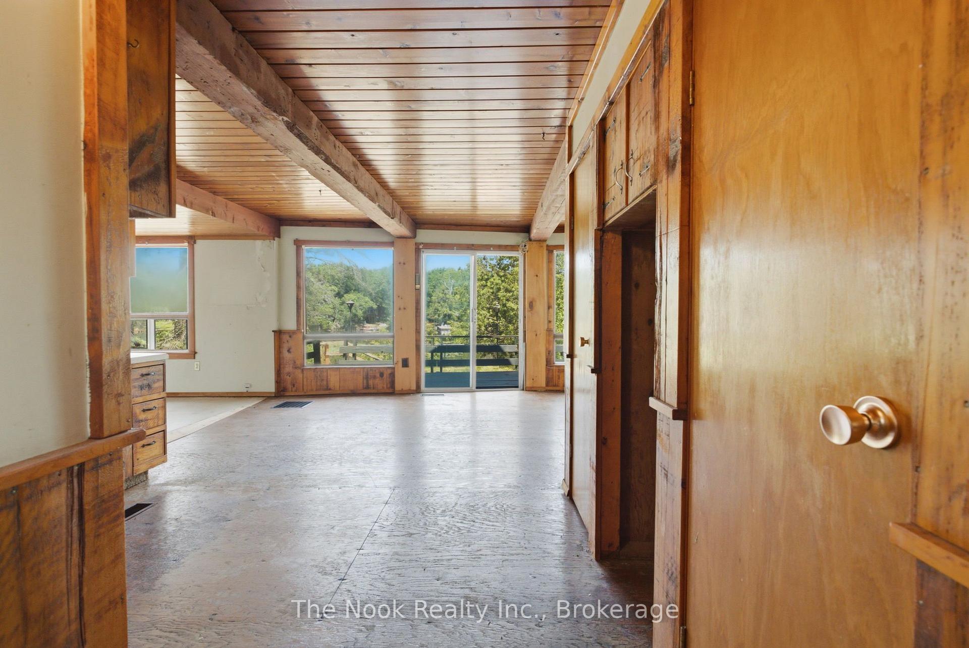 Photo 21 of 69 Island Drive, Trent Lakes — HOMEH