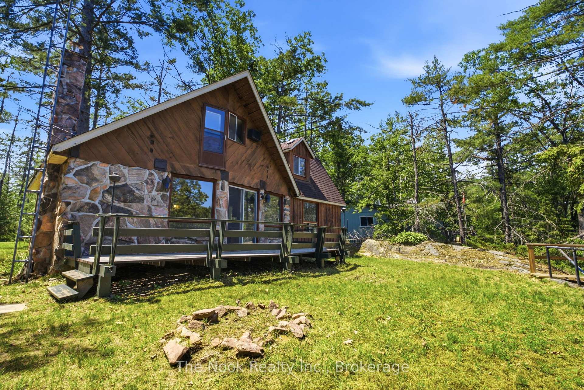Photo 47 of 69 Island Drive, Trent Lakes — HOMEH