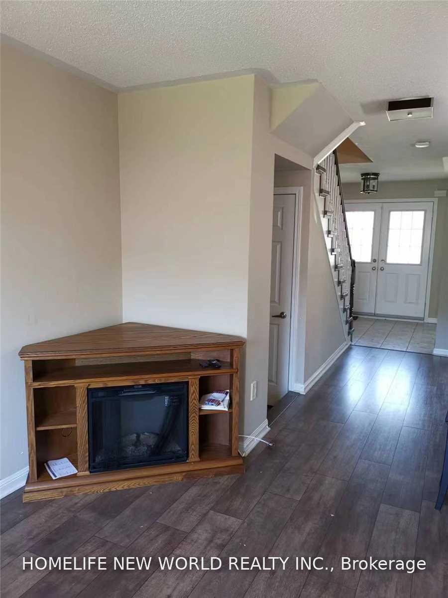 Photo 5 of 29 Lappe Avenue, Markham, Cornell — HOMEH
