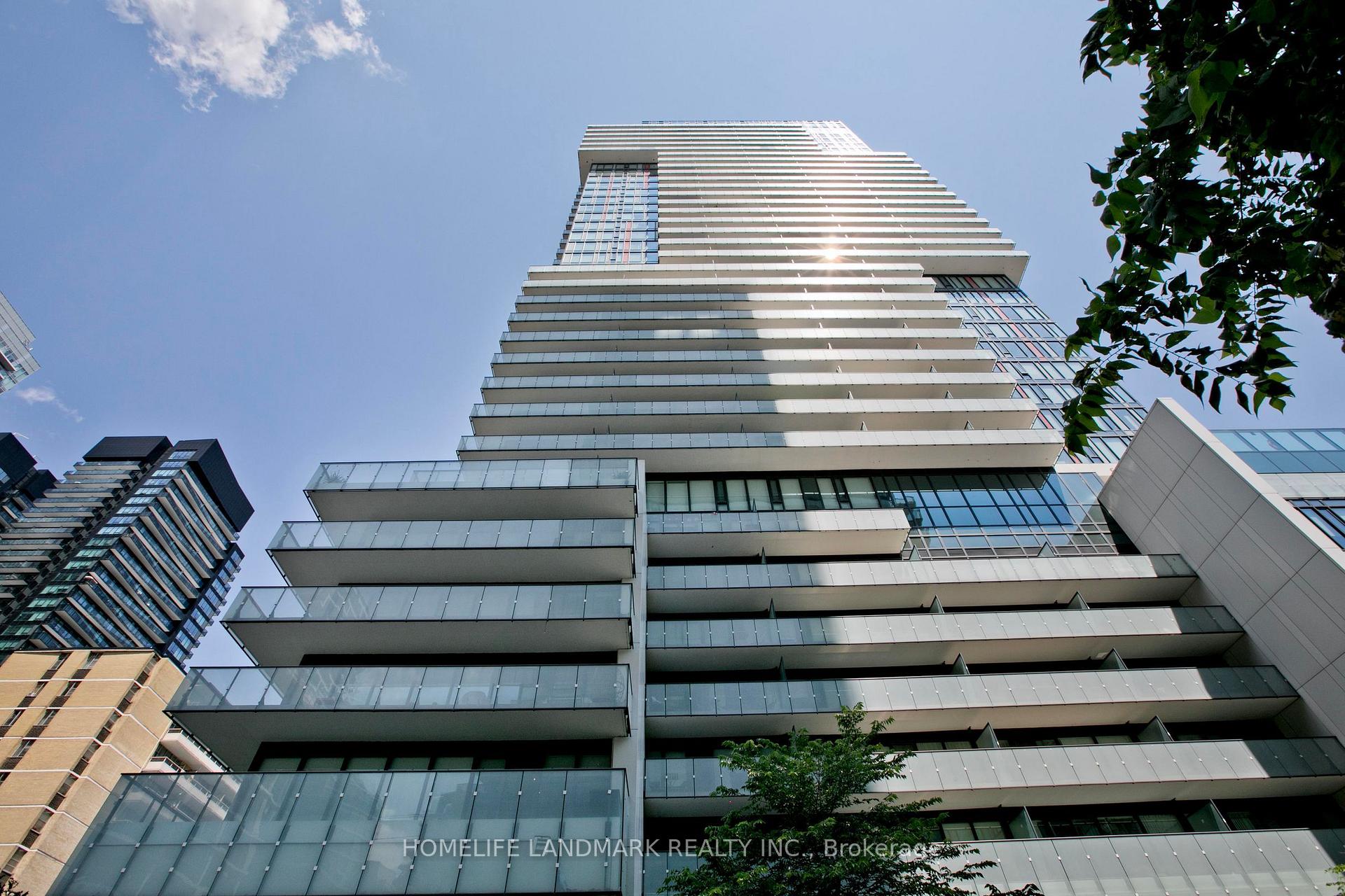 Photo 3 of Unit 3312, 185 Roehampton Avenue, Toronto, Mount Pleasant West — HOMEH