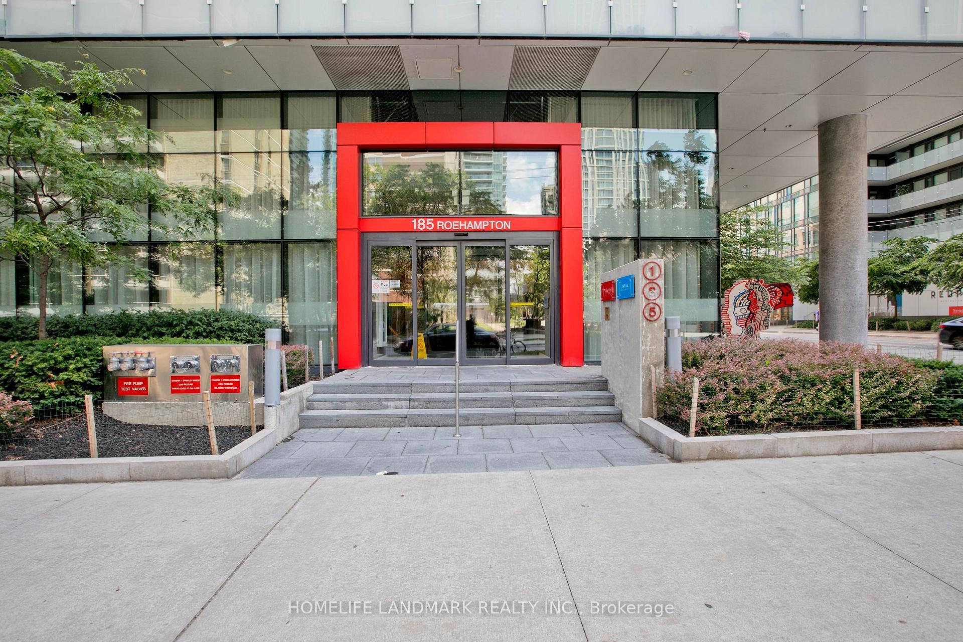 Photo 4 of Unit 3312, 185 Roehampton Avenue, Toronto, Mount Pleasant West — HOMEH