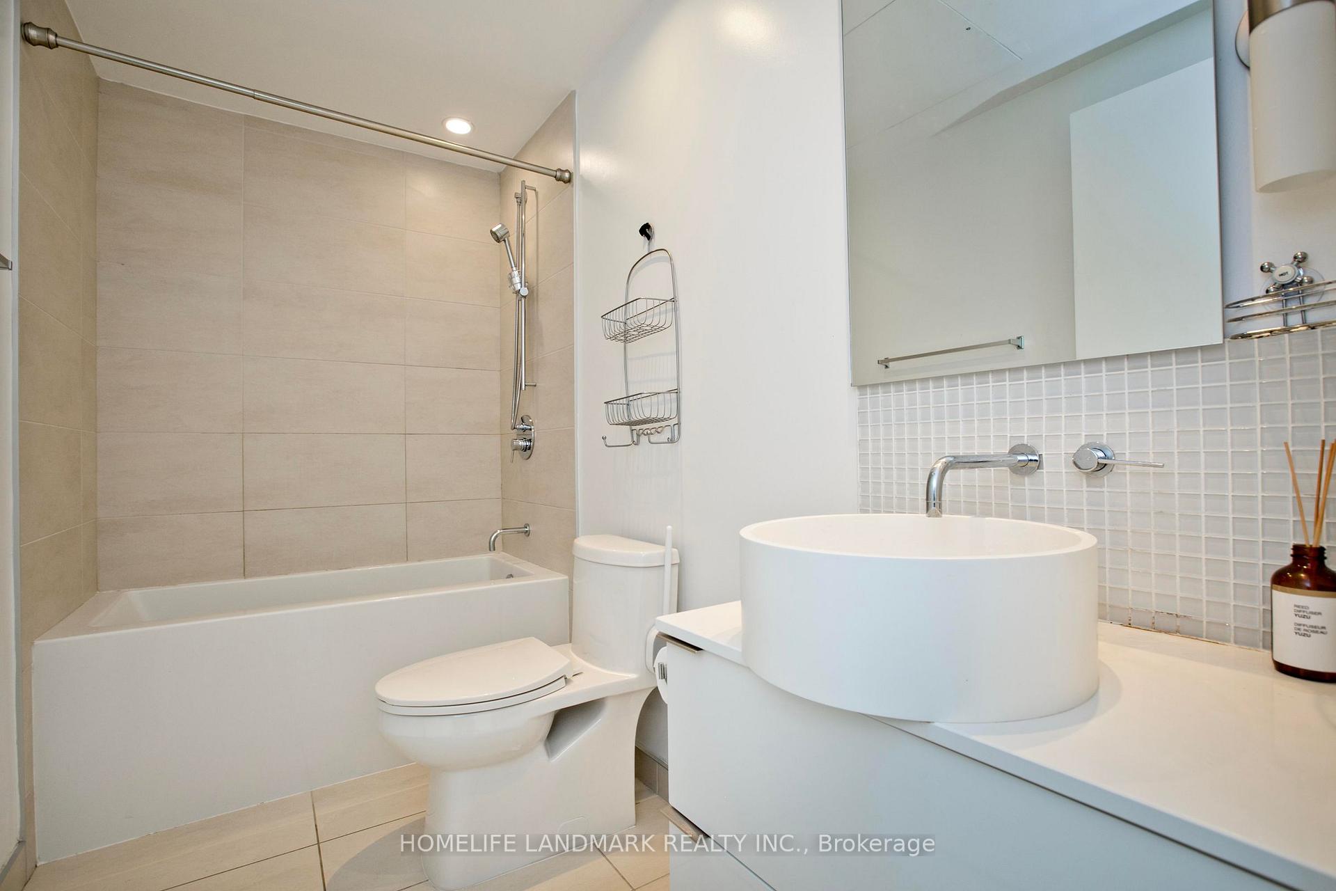 Photo 16 of Unit 3312, 185 Roehampton Avenue, Toronto, Mount Pleasant West — HOMEH