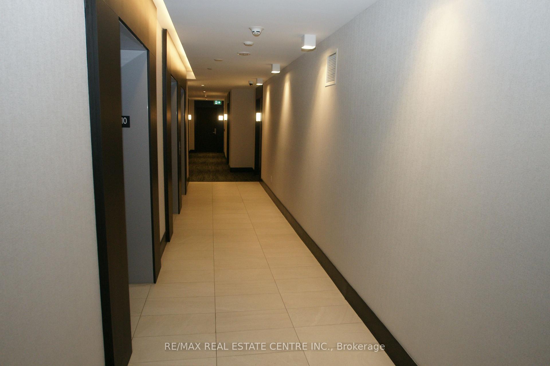 Photo 5 of Unit 1006, 55 Duke Street W, Kitchener, City Commercial Core — HOMEH