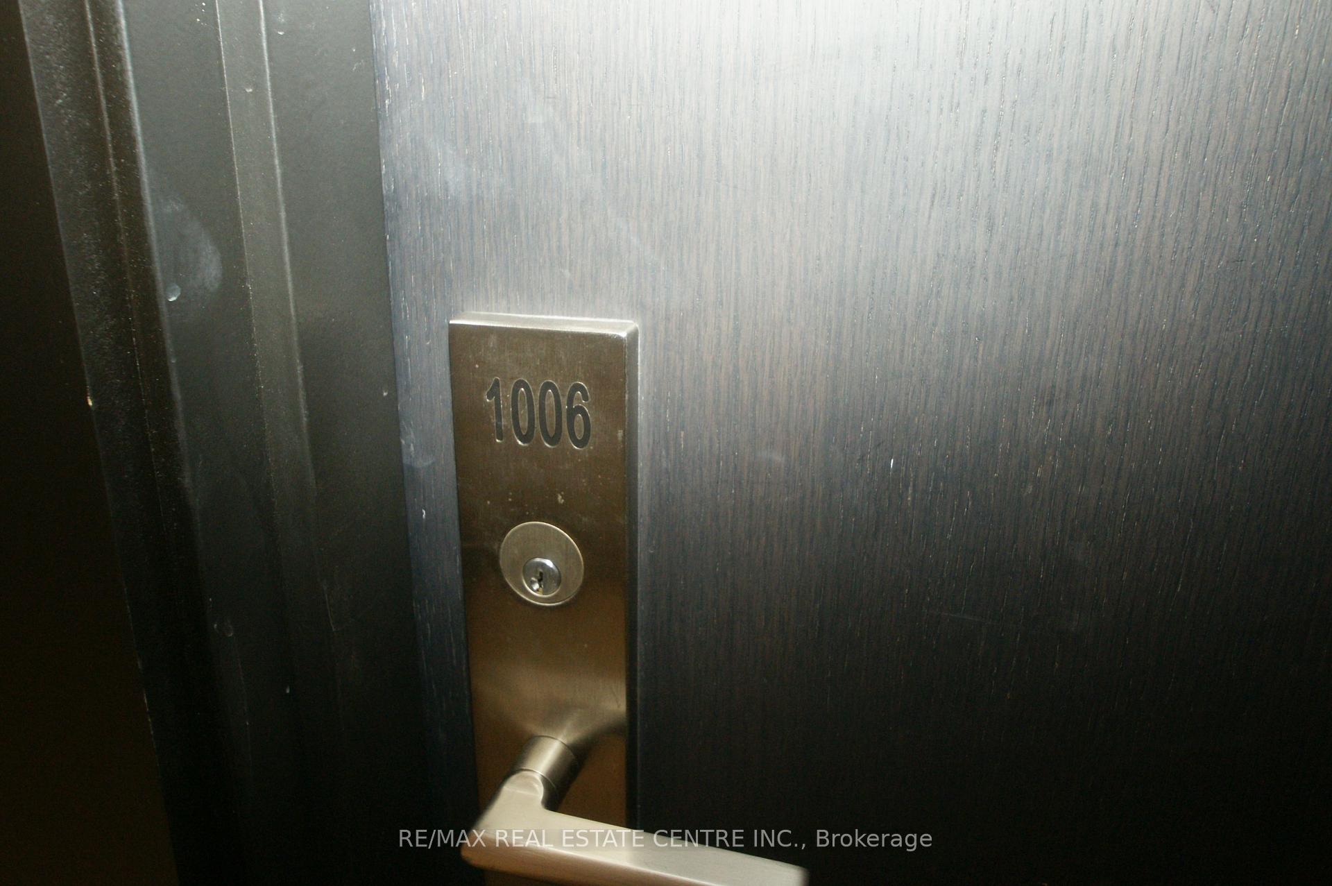 Photo 6 of Unit 1006, 55 Duke Street W, Kitchener, City Commercial Core — HOMEH