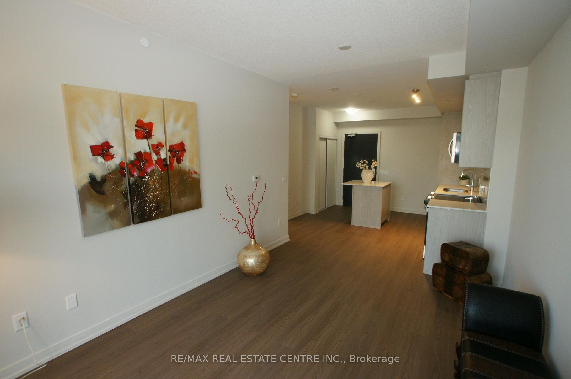 Photo 11 of Unit 1006, 55 Duke Street W, Kitchener, City Commercial Core — HOMEH