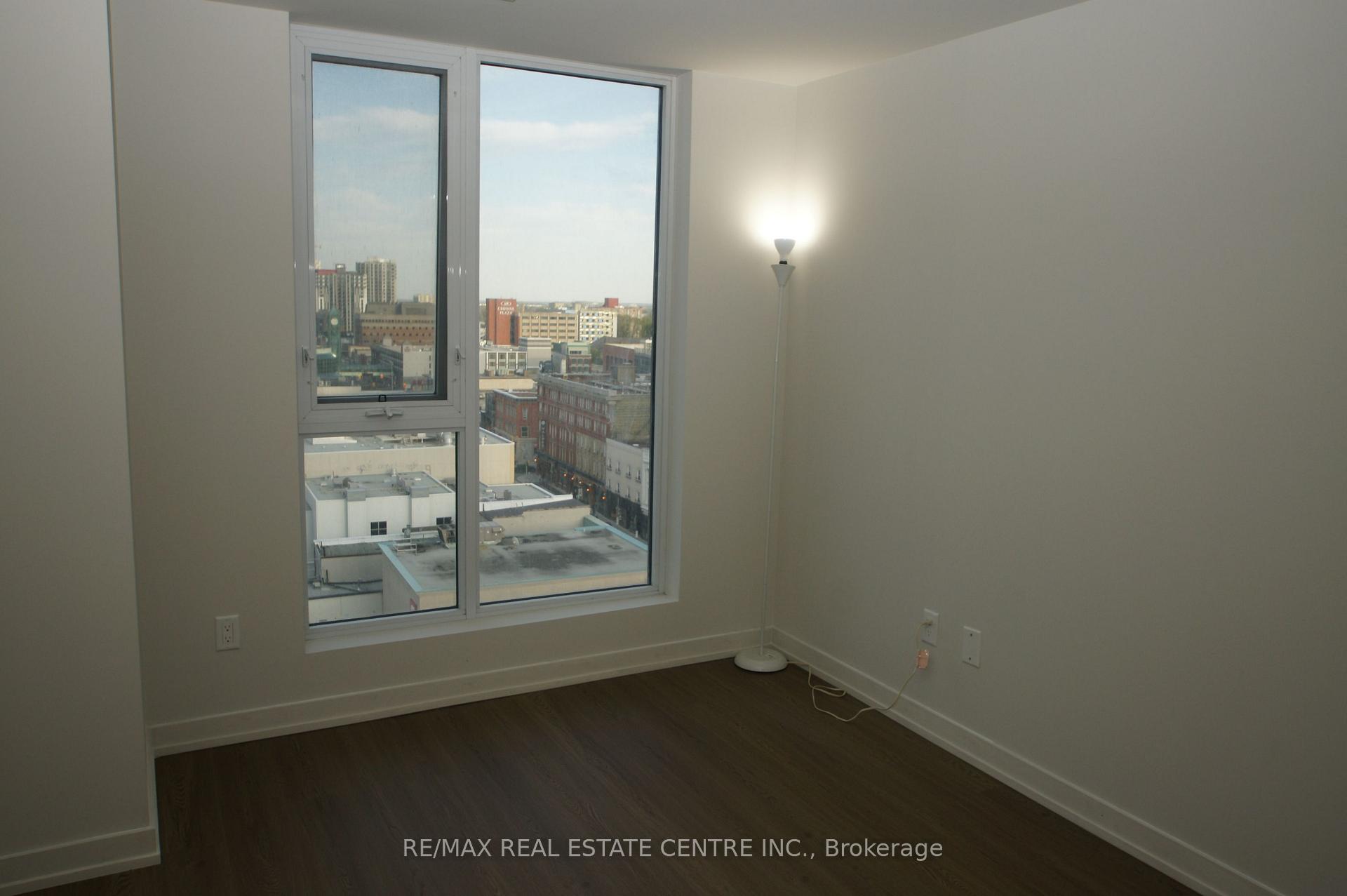 Photo 13 of Unit 1006, 55 Duke Street W, Kitchener, City Commercial Core — HOMEH