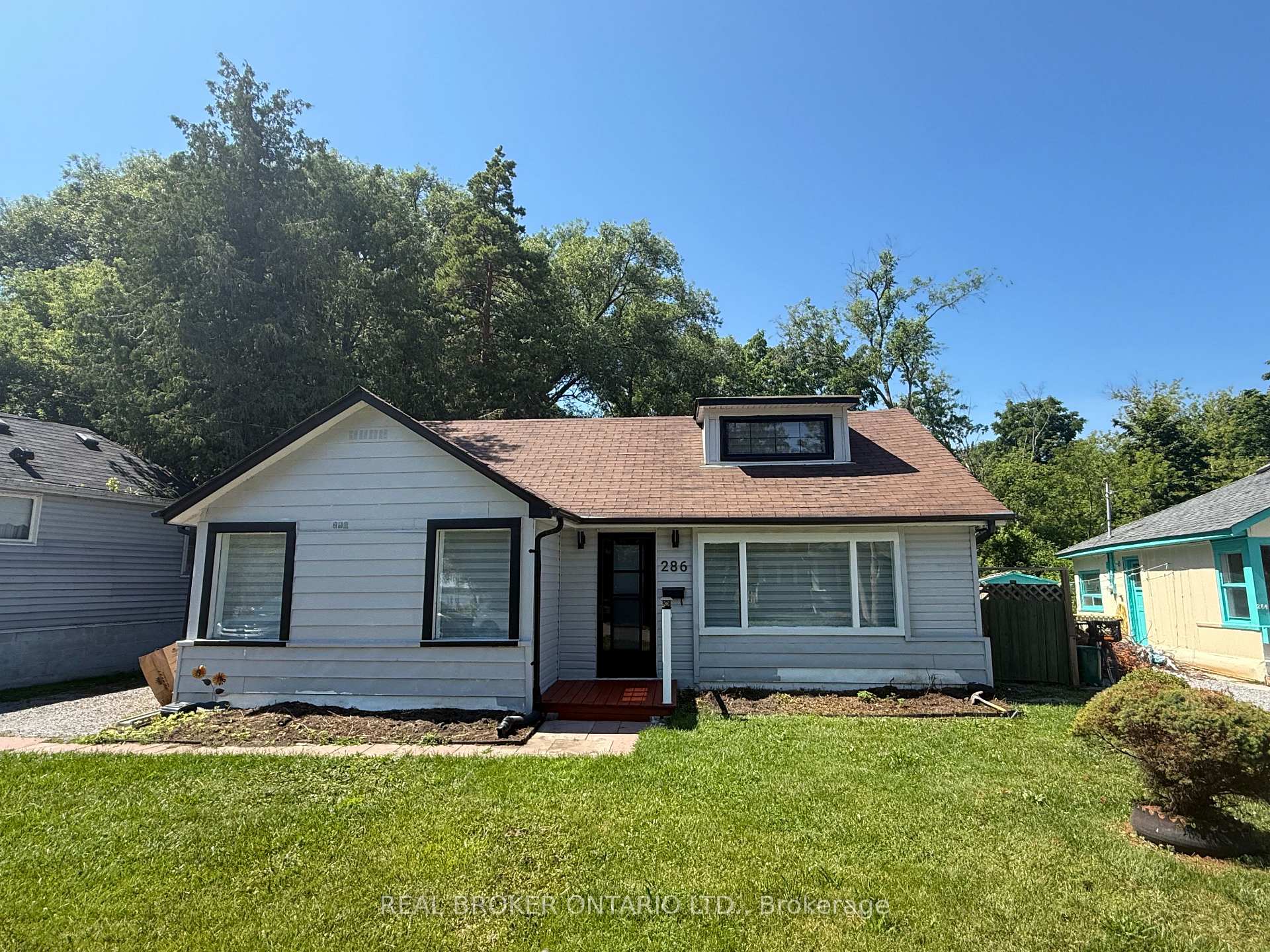 Photo 1 of 286 Crestwood Drive, Georgina, Historic Lakeshore Communities — HOMEH