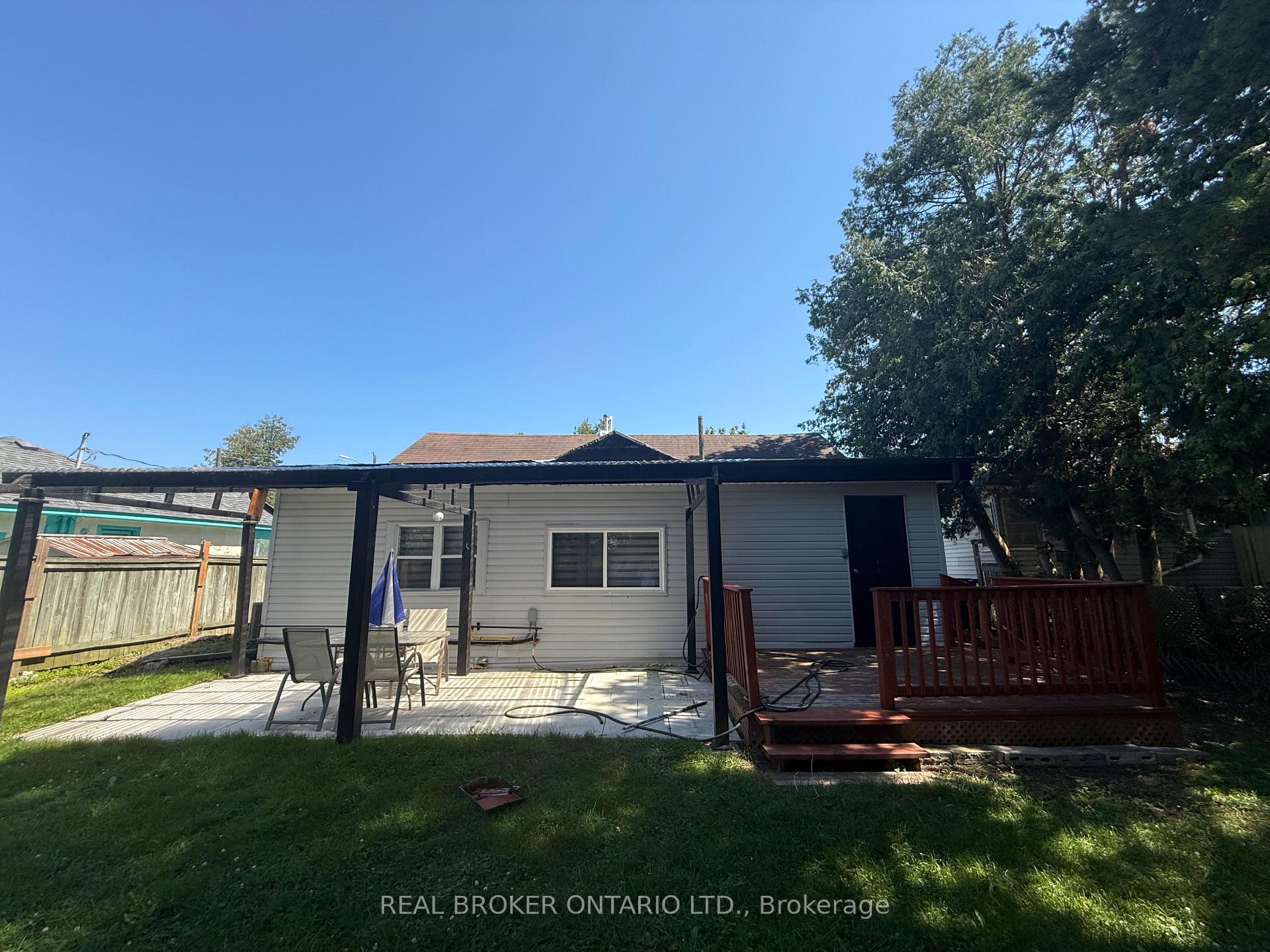 Photo 19 of 286 Crestwood Drive, Georgina, Historic Lakeshore Communities — HOMEH