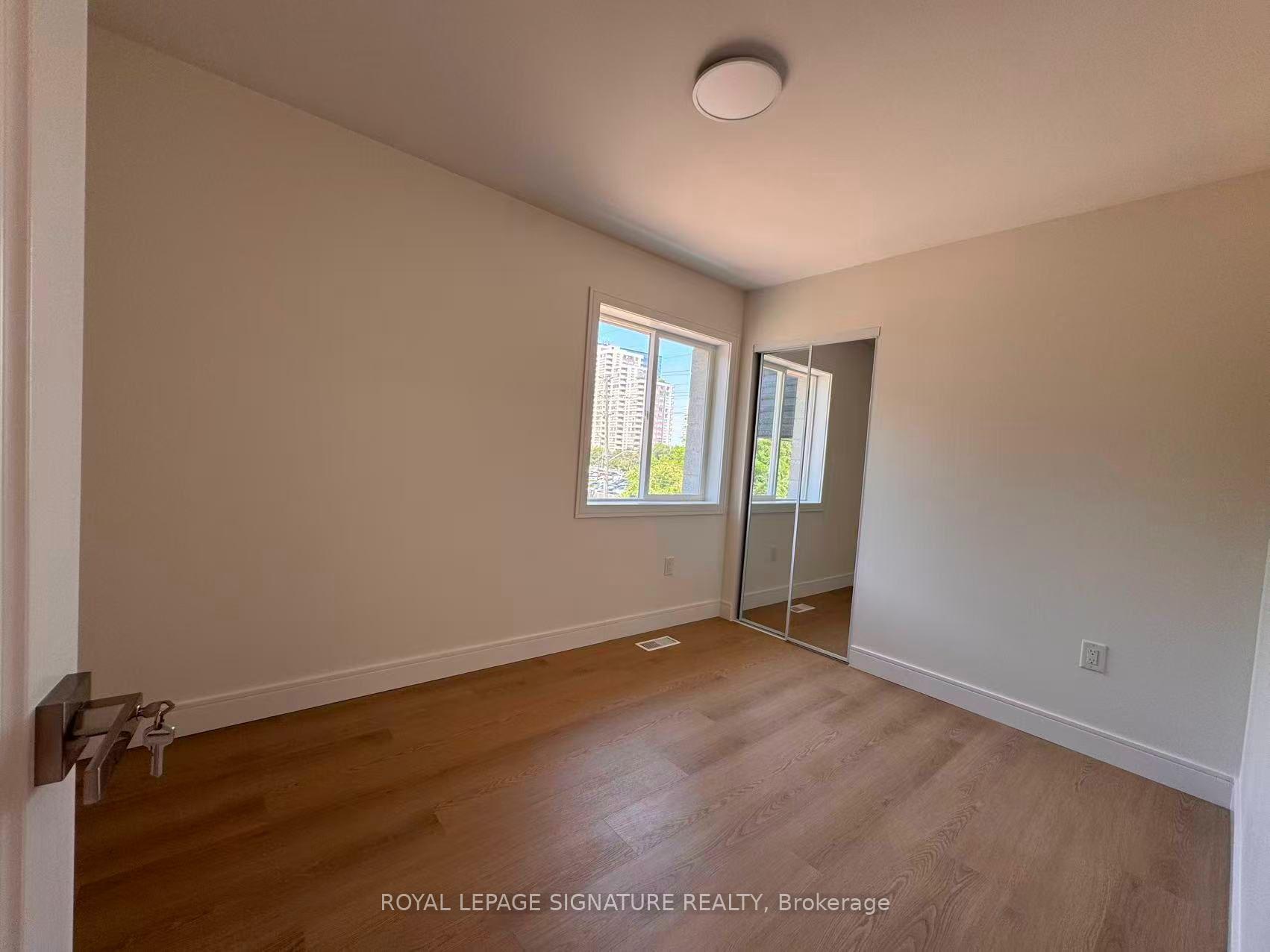Photo 11 of Unit 3, 53 Bishop Avenue, North York, Newtonbrook East — HOMEH