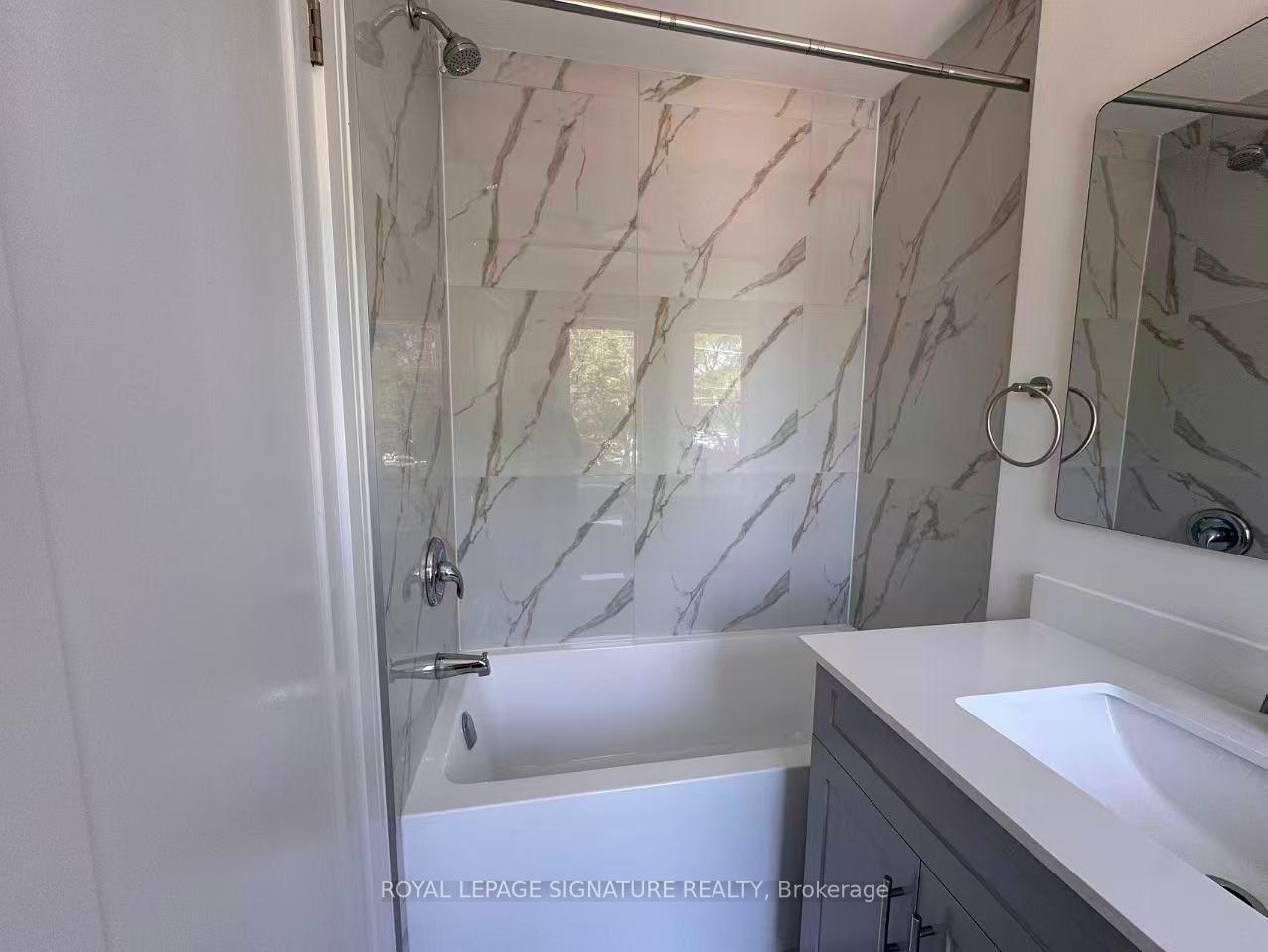 Photo 3 of Unit 4, 53 Bishop Avenue, North York, Newtonbrook East — HOMEH