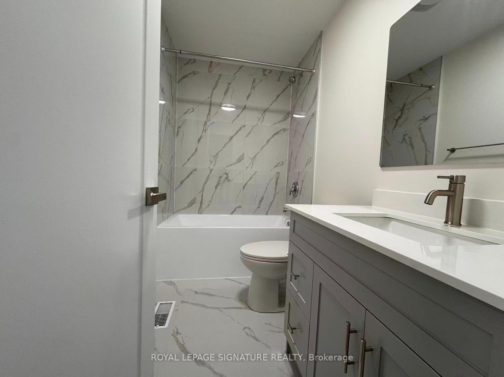 Photo 5 of Unit 4, 53 Bishop Avenue, North York, Newtonbrook East — HOMEH