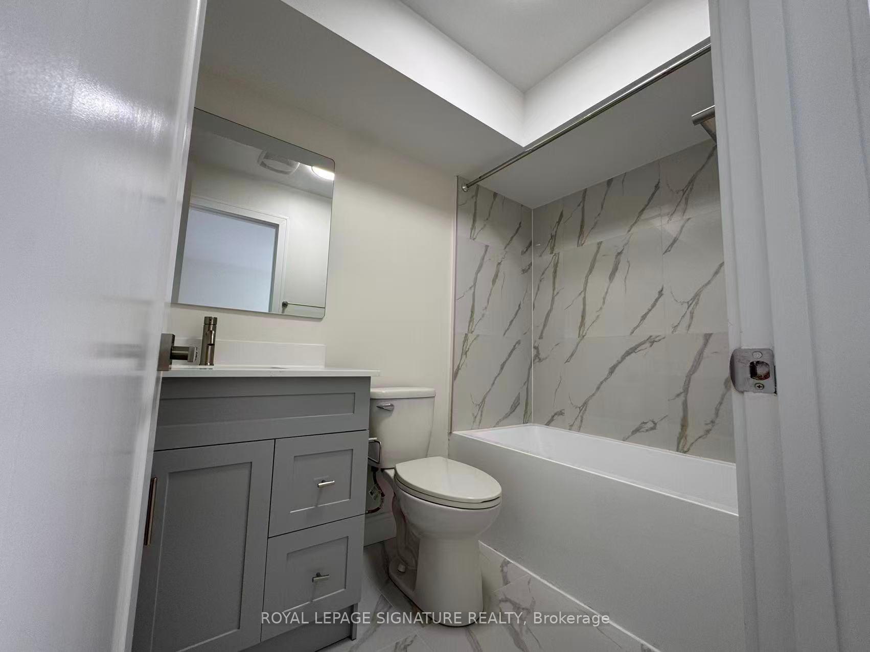 Photo 7 of Unit 4, 53 Bishop Avenue, North York, Newtonbrook East — HOMEH