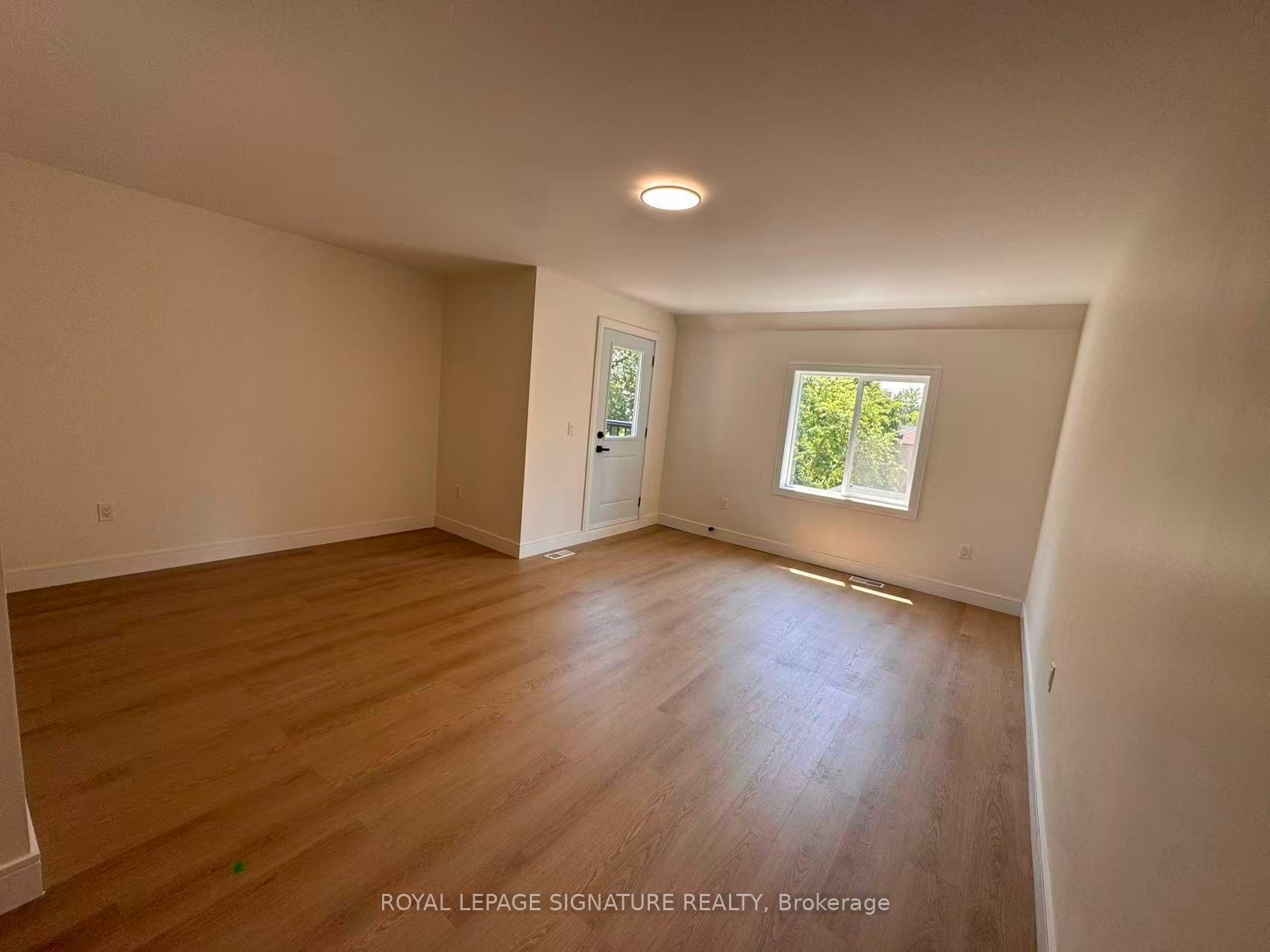 Photo 10 of Unit 4, 53 Bishop Avenue, North York, Newtonbrook East — HOMEH