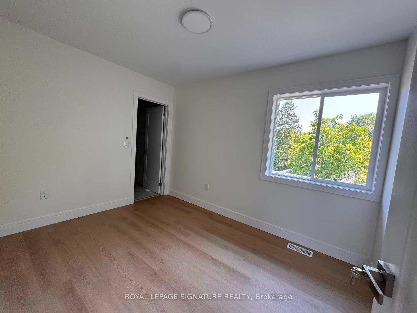Photo 14 of Unit 4, 53 Bishop Avenue, North York, Newtonbrook East — HOMEH