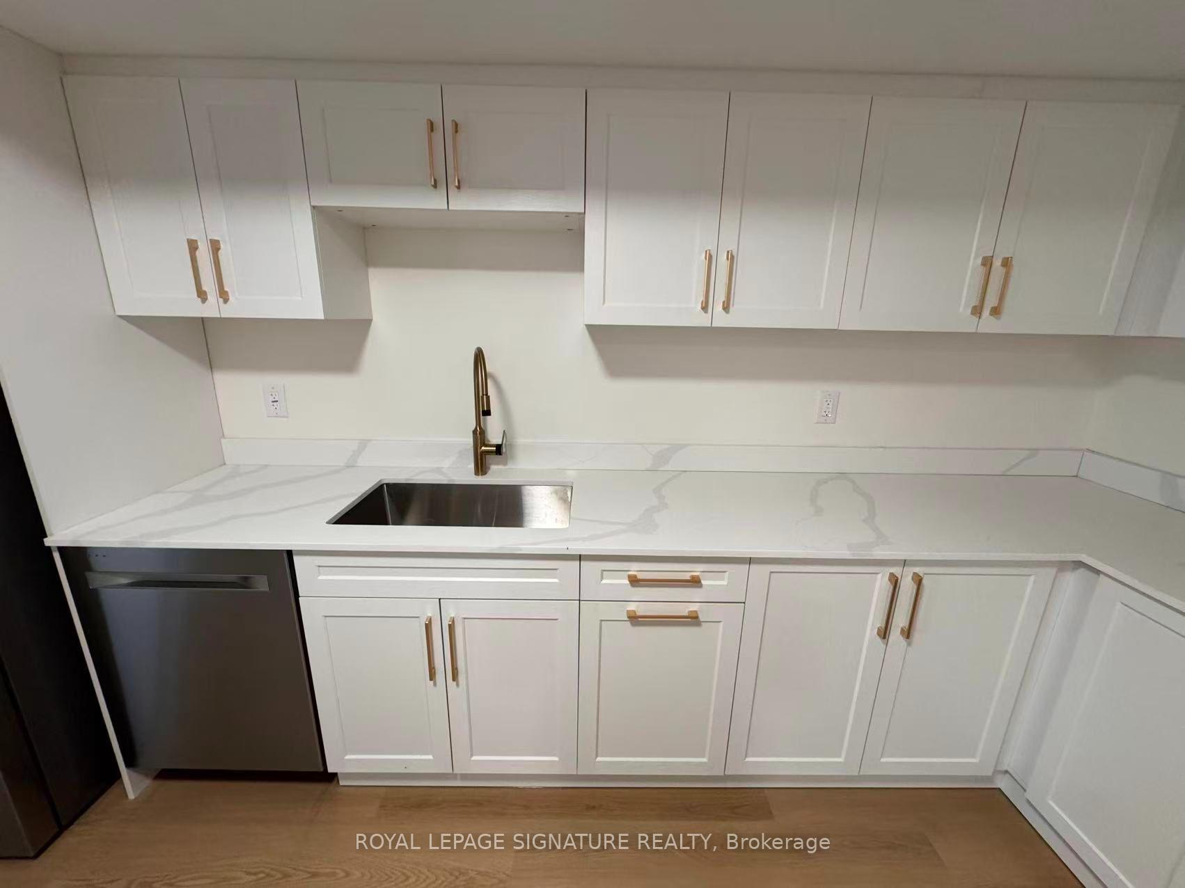 Photo 21 of Unit 4, 53 Bishop Avenue, North York, Newtonbrook East — HOMEH