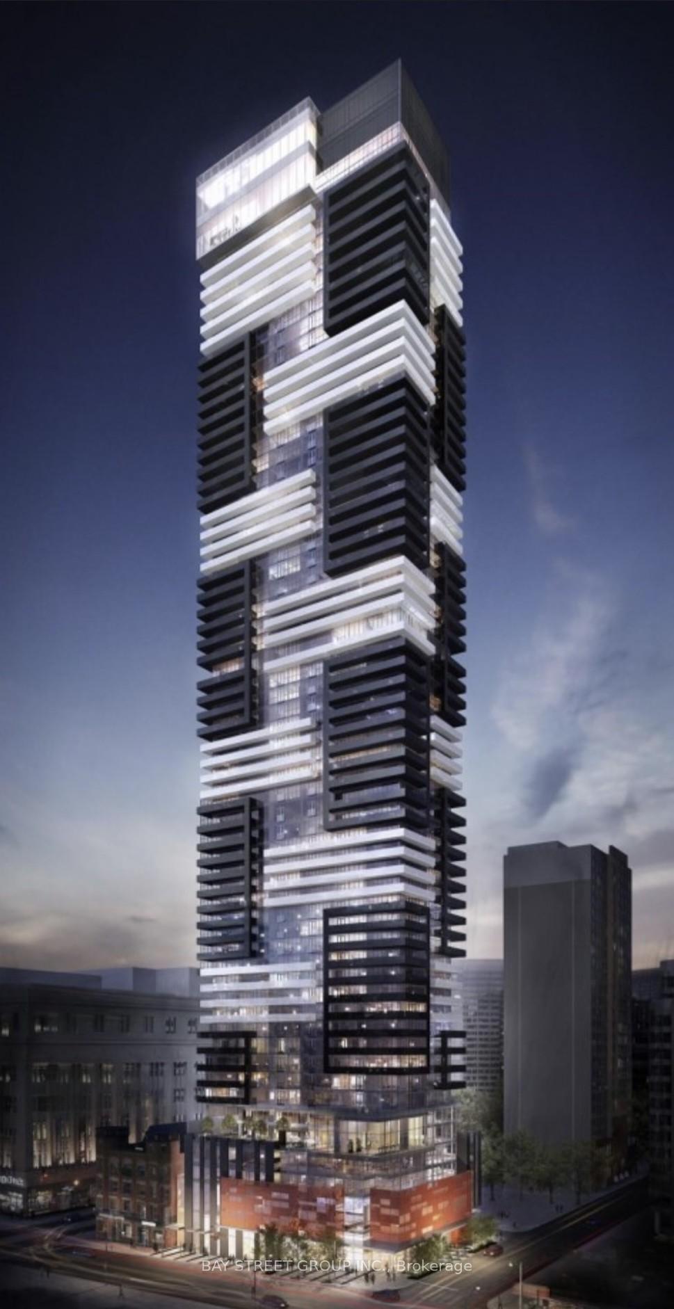 Front of Unit 815, 7 Grenville Street