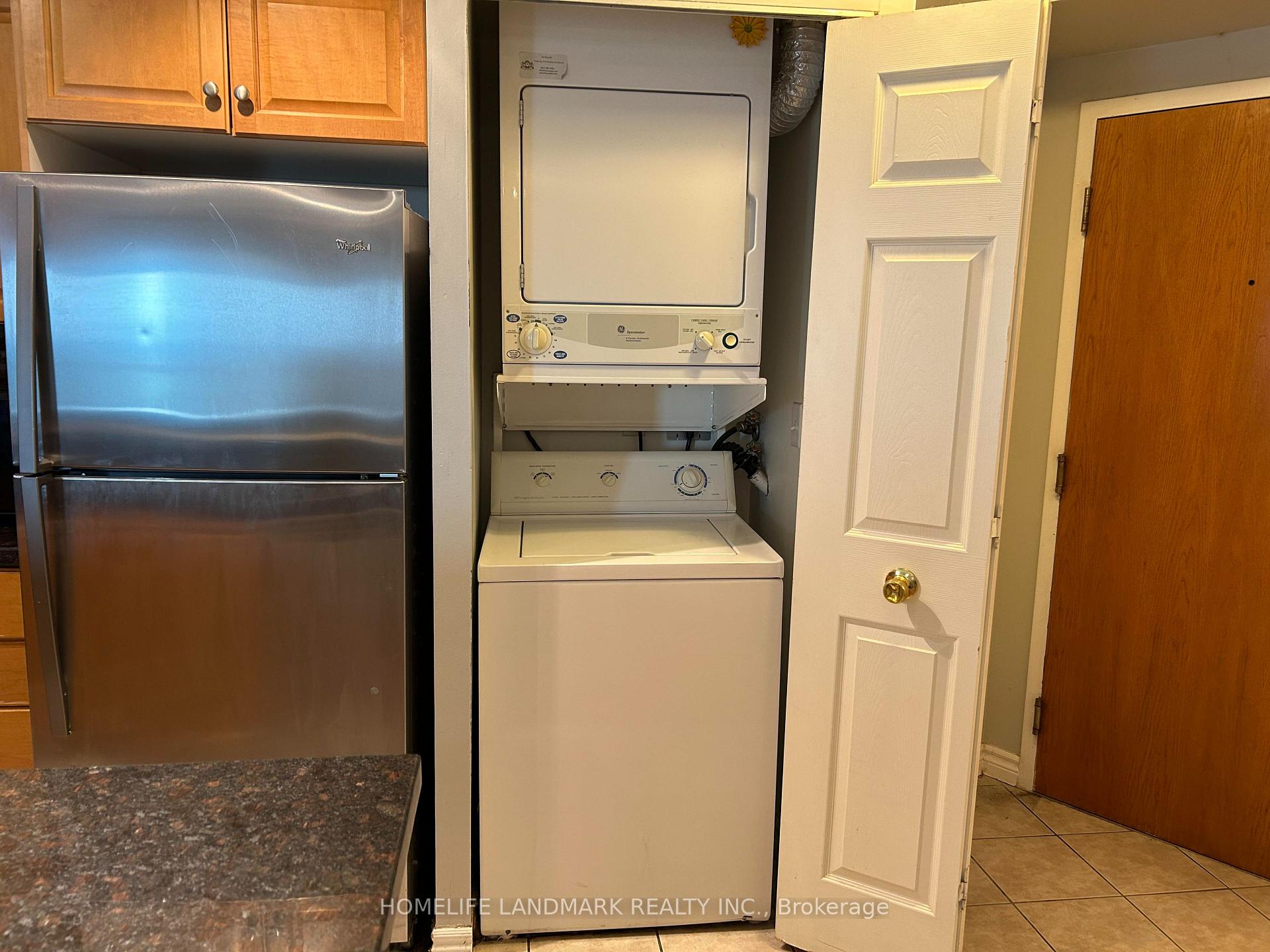 Photo 13 of Unit 1511, 7 Lorraine Drive, North York, Willowdale West — HOMEH