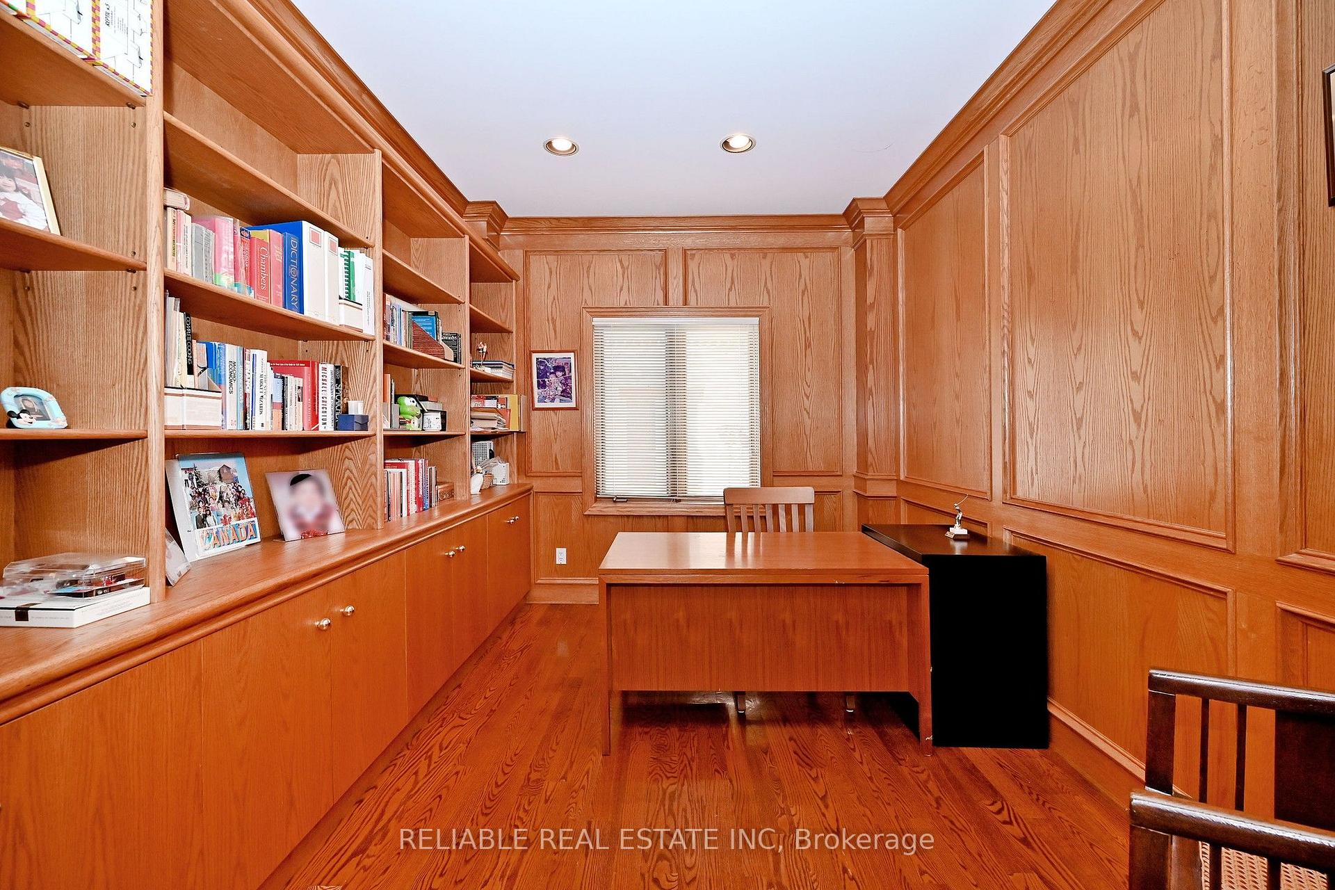 Photo 16 of 209 Alfred Avenue, North York, Willowdale East — HOMEH