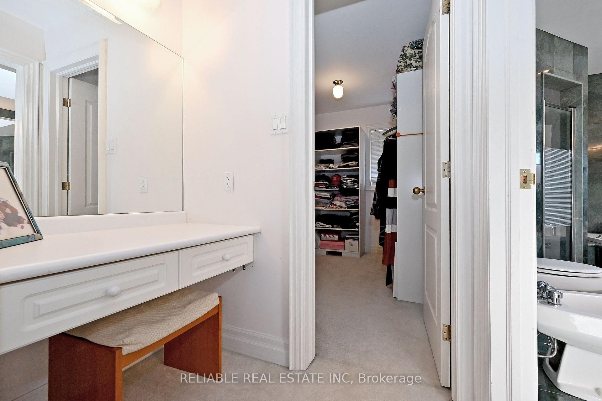 Photo 26 of 209 Alfred Avenue, North York, Willowdale East — HOMEH