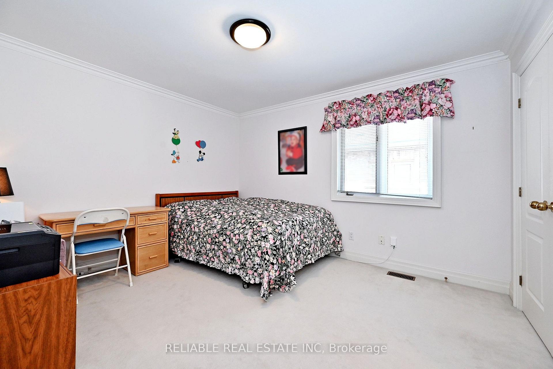 Photo 30 of 209 Alfred Avenue, North York, Willowdale East — HOMEH