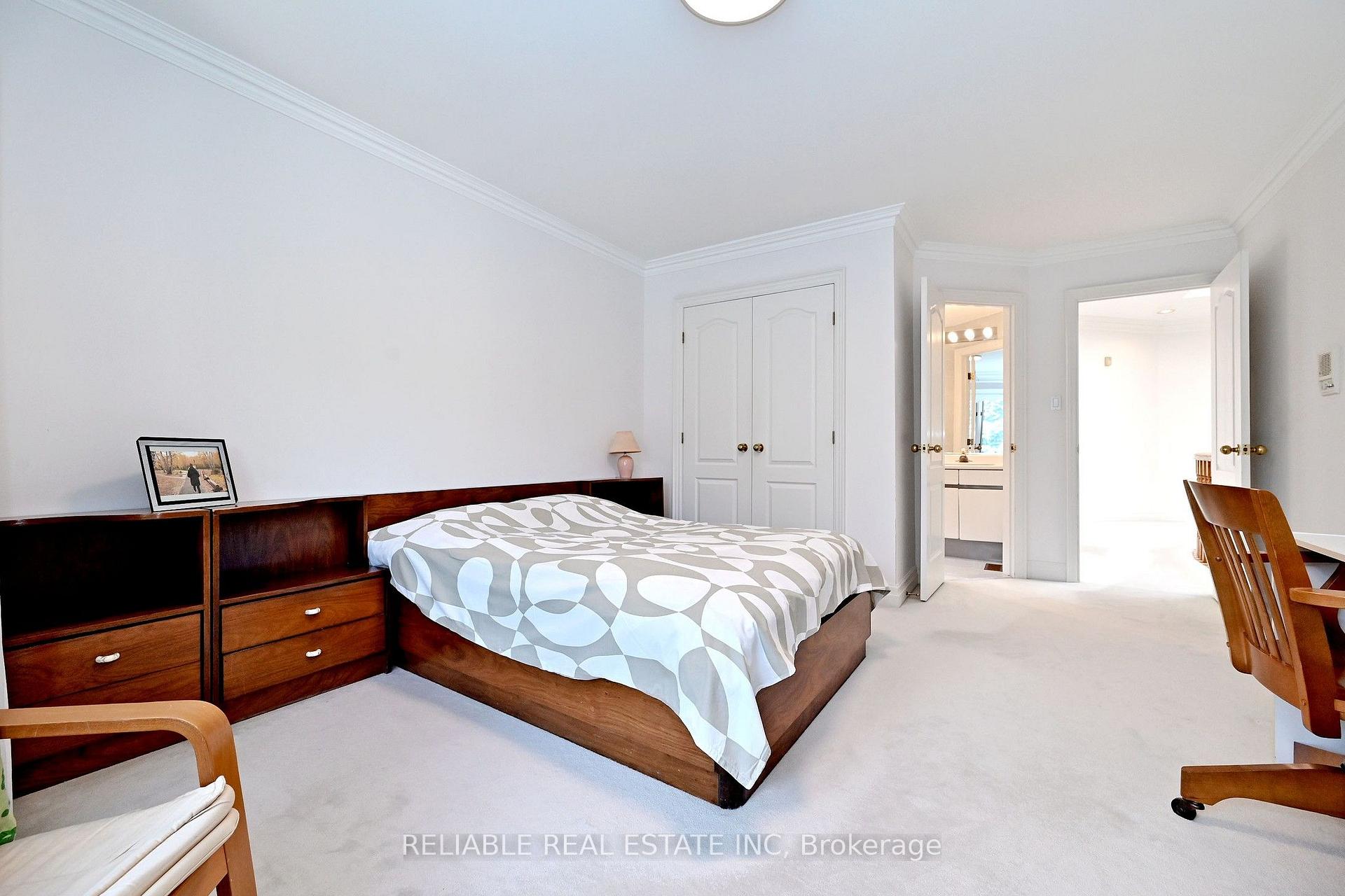 Photo 32 of 209 Alfred Avenue, North York, Willowdale East — HOMEH