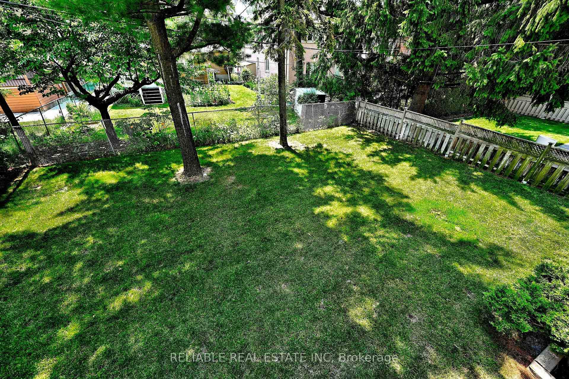 Photo 49 of 209 Alfred Avenue, North York, Willowdale East — HOMEH