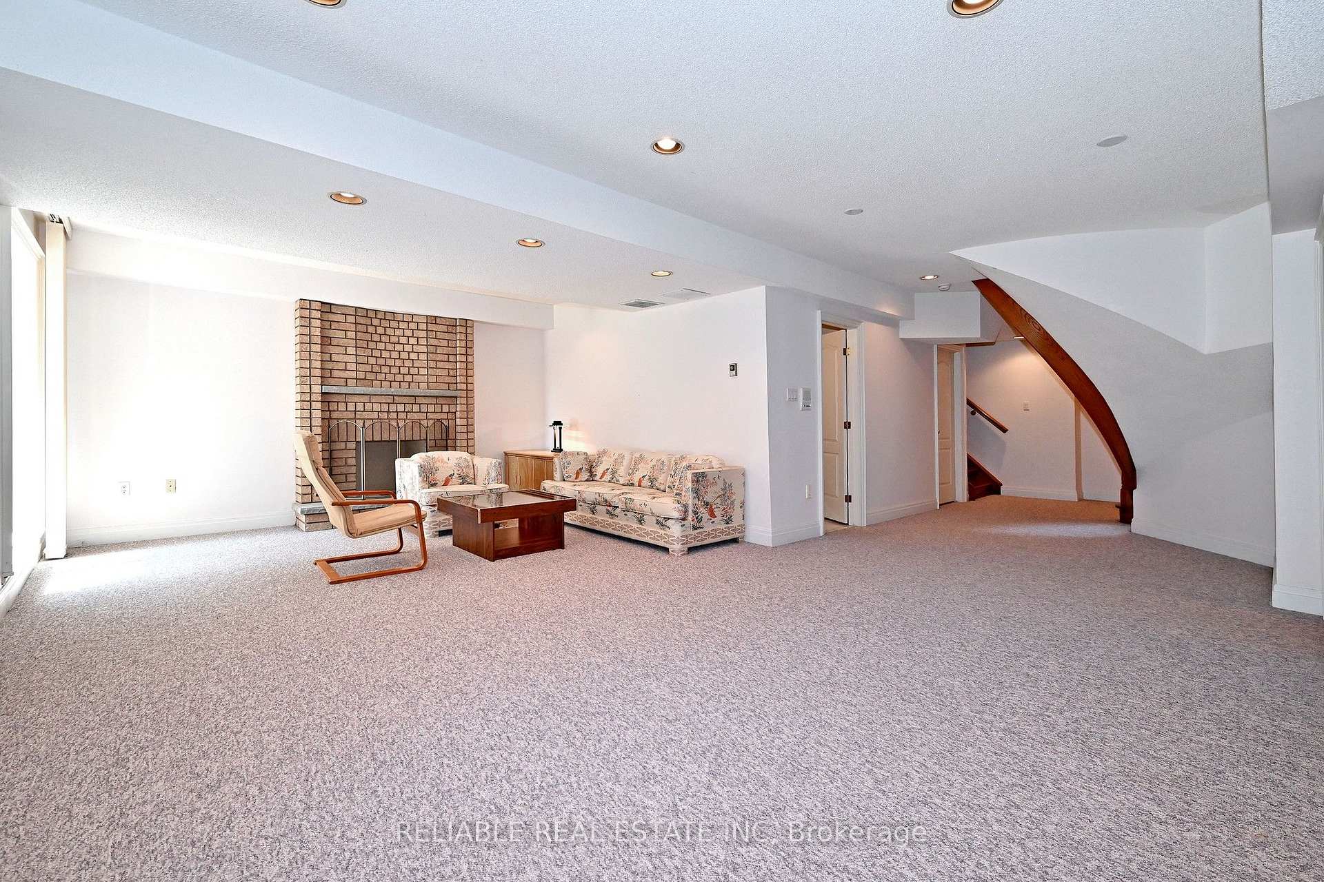 Photo 38 of 209 Alfred Avenue, North York, Willowdale East — HOMEH