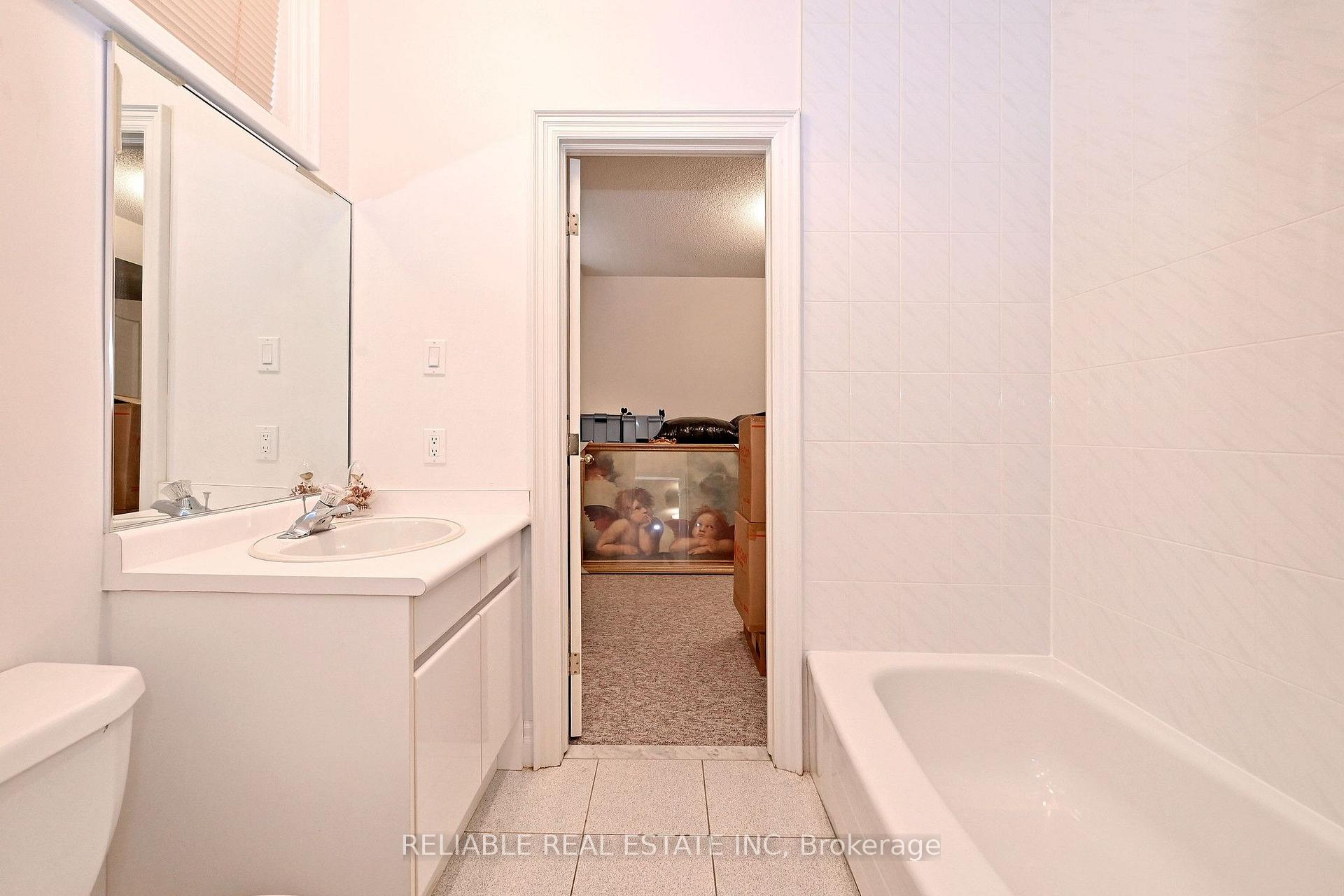 Photo 42 of 209 Alfred Avenue, North York, Willowdale East — HOMEH