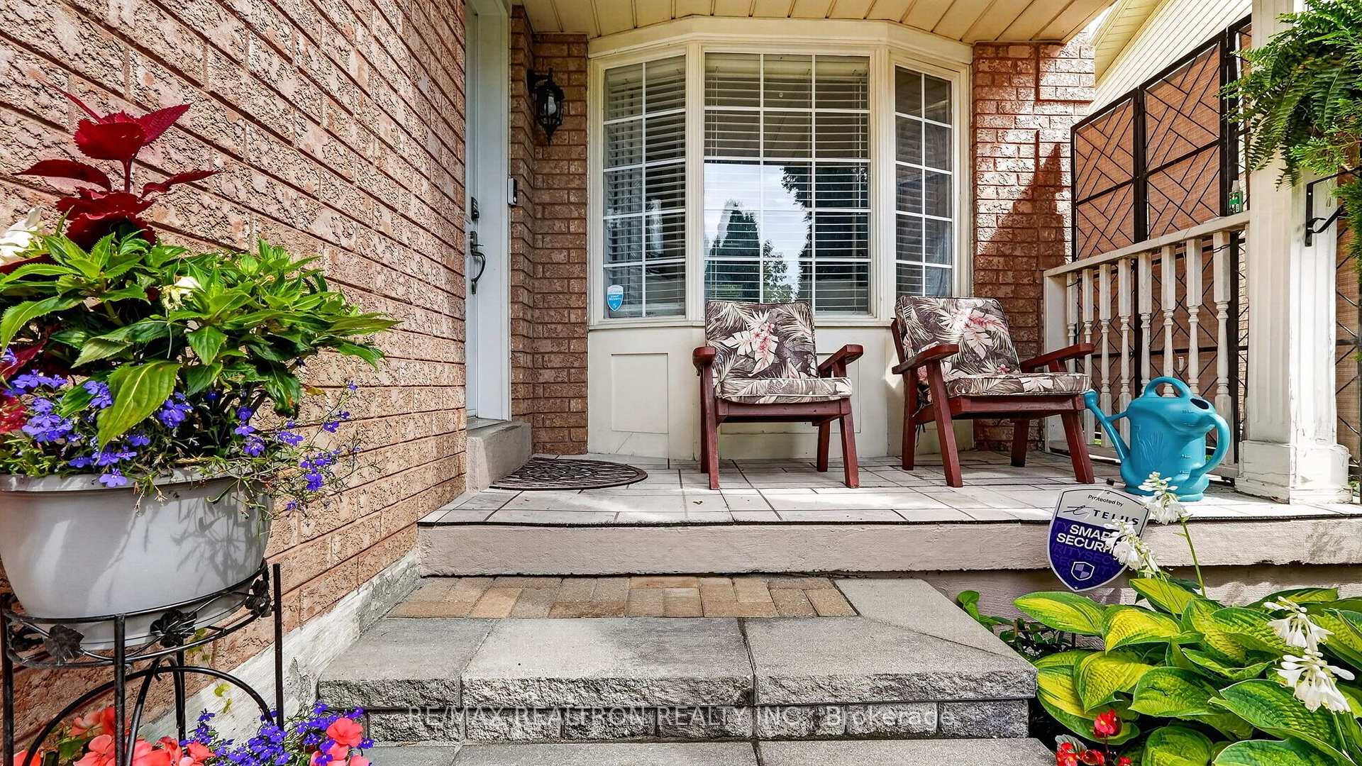 Photo 3 of 116 Andona Crescent, Scarborough, Centennial Scarborough — HOMEH