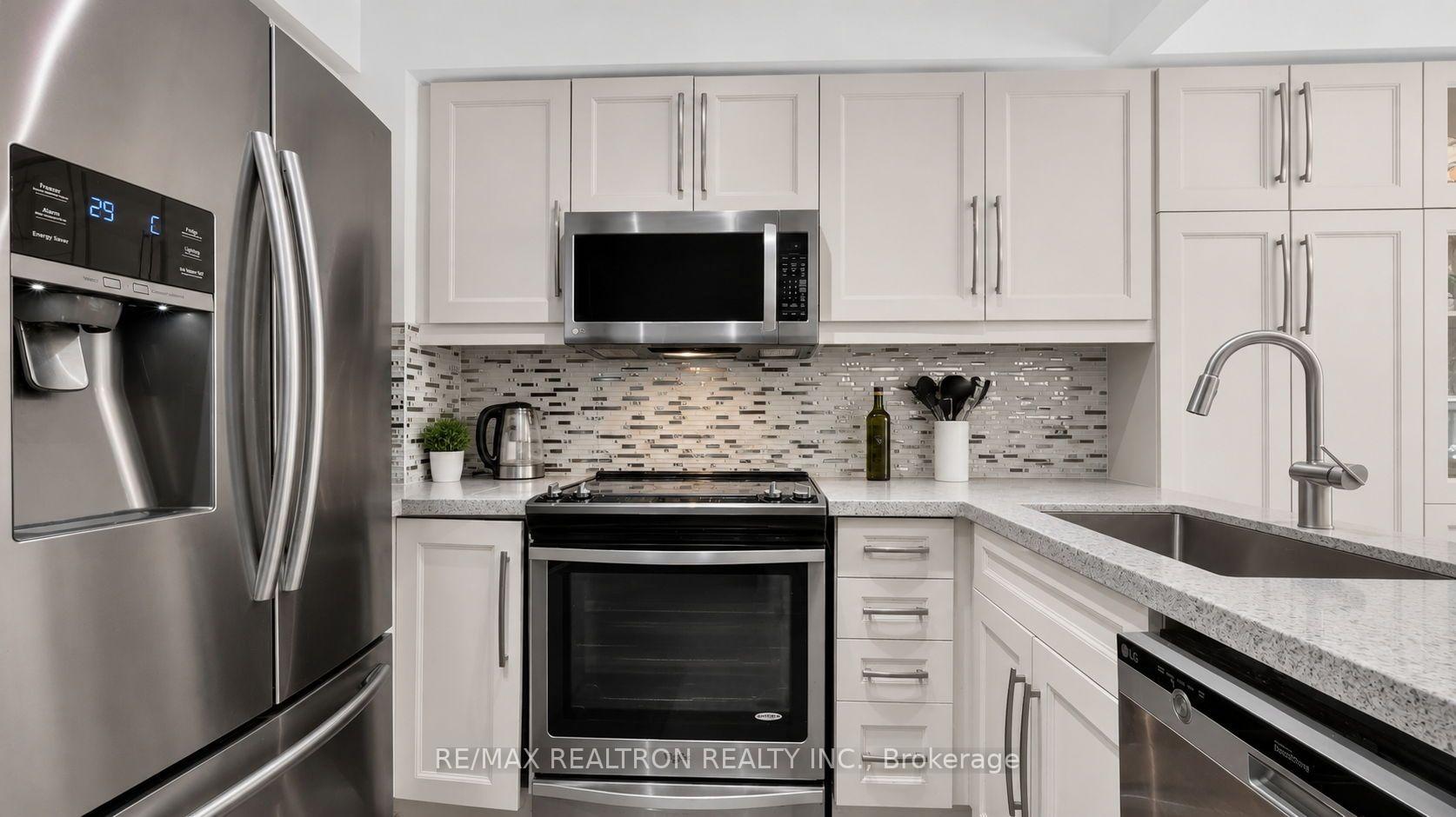 Photo 8 of 116 Andona Crescent, Scarborough, Centennial Scarborough — HOMEH